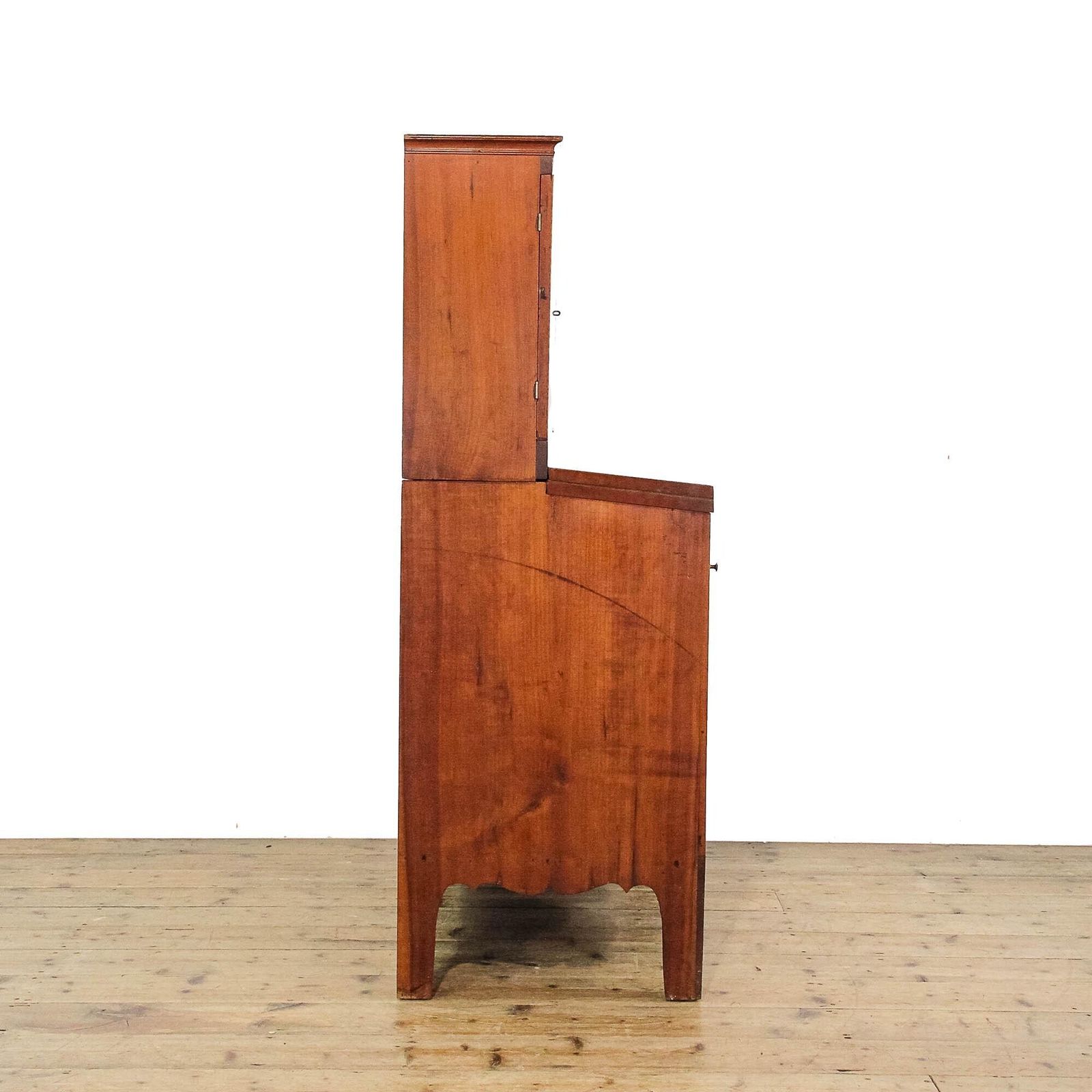 Antique Walnut And Satinwood Writing Cabinet | Antique Bureaux | Antique Furniture | Walnut Furniture | Antique Desks photo vinterior