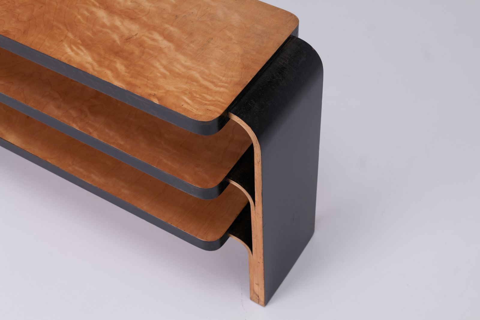 Alvar Aalto Shelf Model No. 111, Finmar, 1st Production 1933 photo vinterior