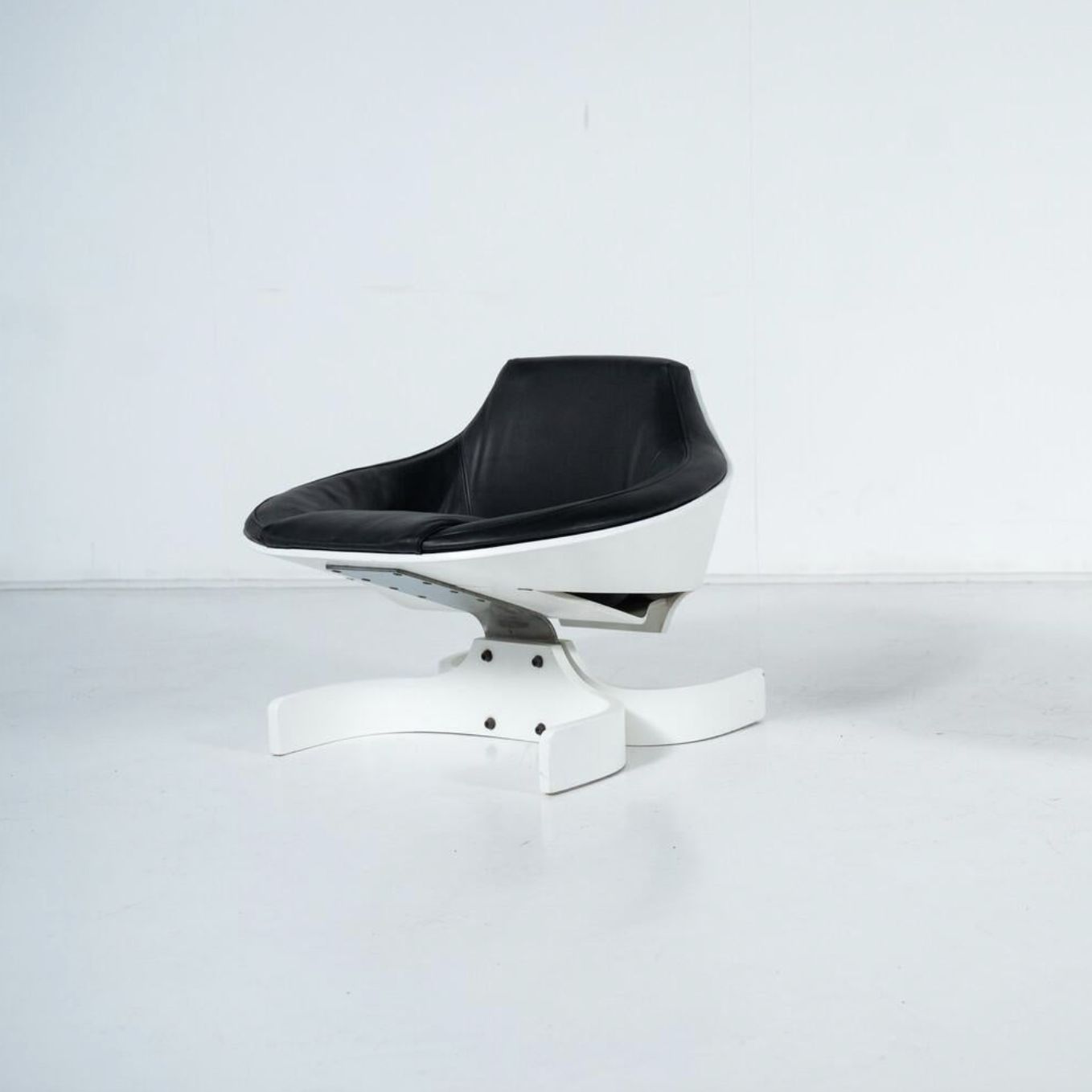 photo vinterior Pair Of Stella 1001 Armchairs By Joe Colombo For Confort Italy, 1960s