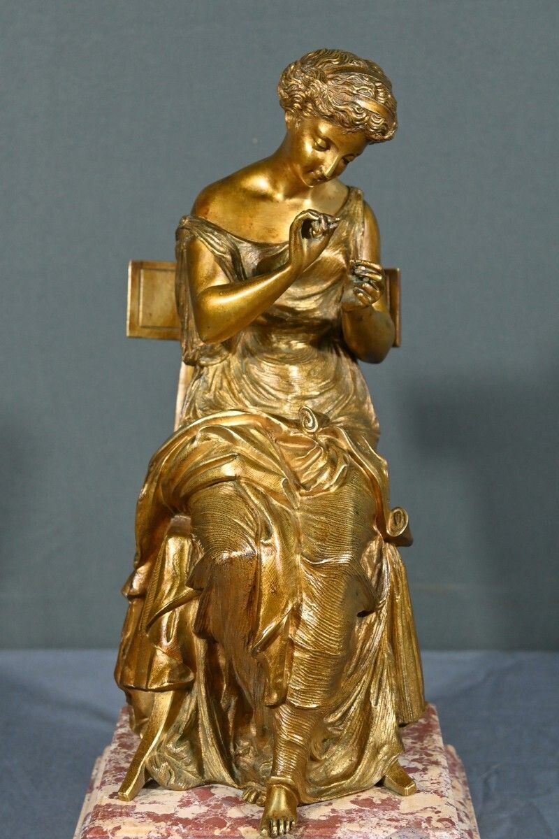 Bronze With Golden Patina “La Couture” – Early 20th Century photo 950.0