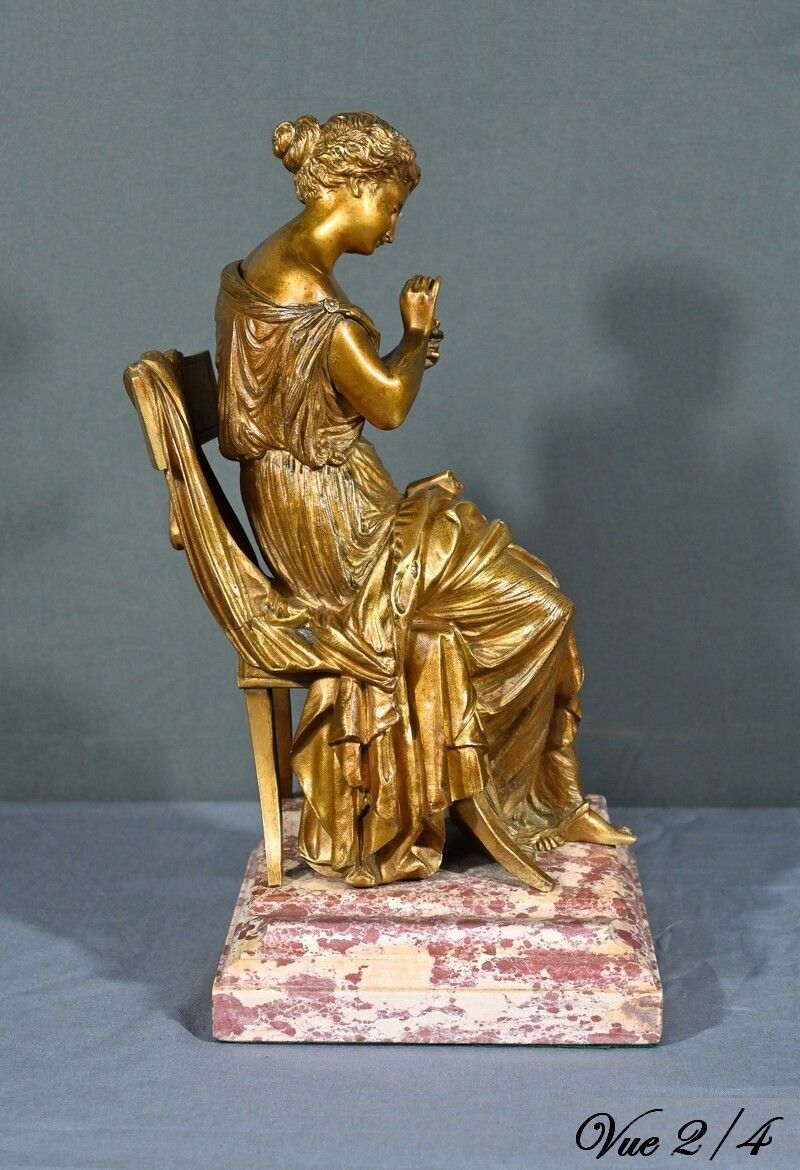 photo vinterior Bronze With Golden Patina “La Couture” – Early 20th Century