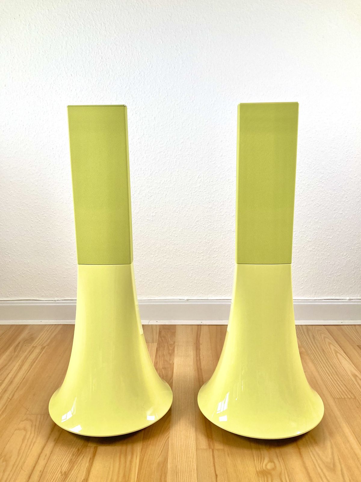 Zikmu Parrot By Starck Bluetooth Speakers photo for sale