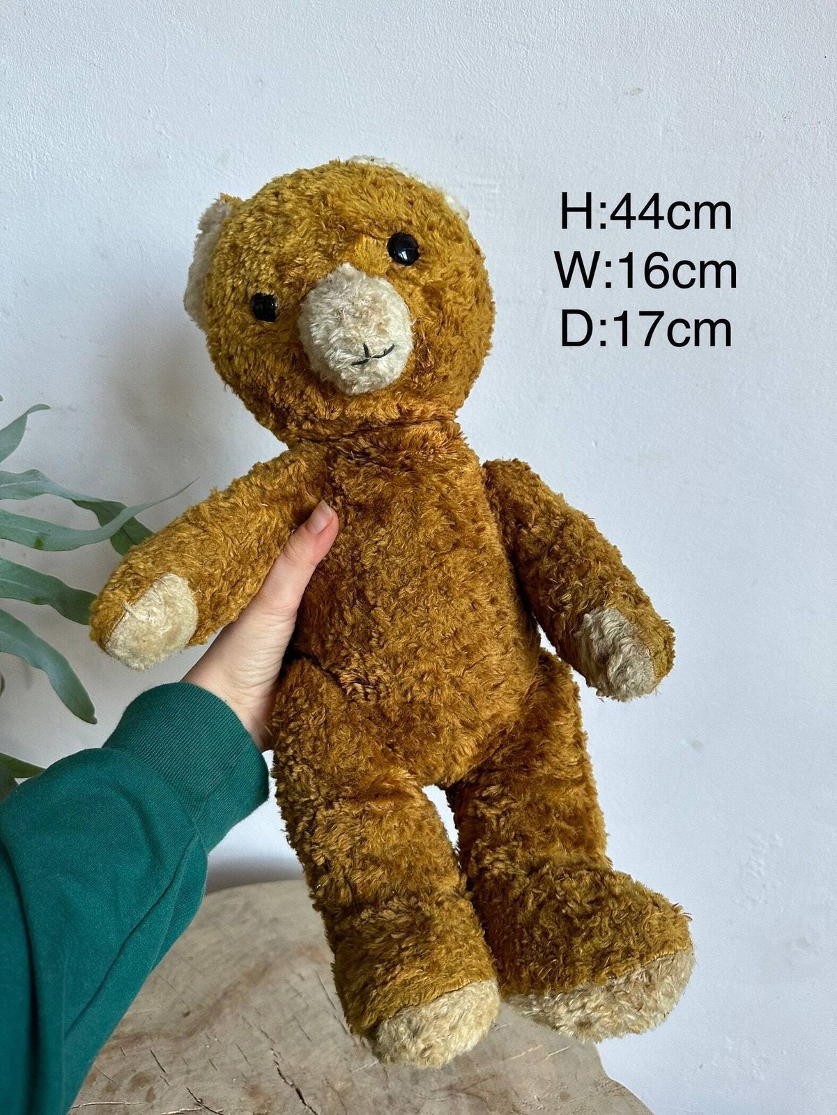 Adorable Antique Teddy Bearginger Cute Semi Jointed Bear Sweet Orphaned Character Teddy Soft Toy, Collectible C1950 Handmade European Straw photo vinterior