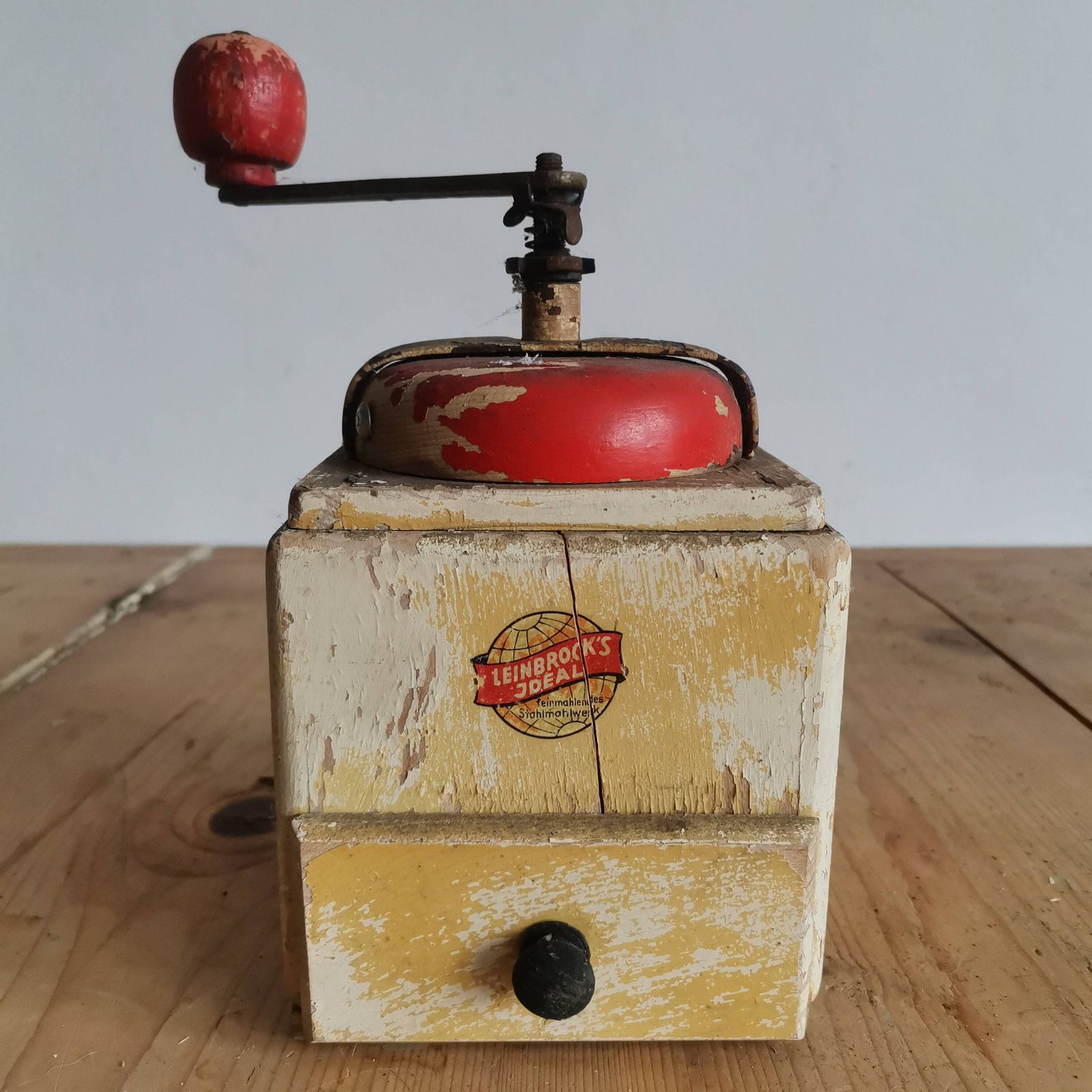 Shabby Coffee Mill Vintage Grinder Metal Manual Grinding Pepper Spices Kitchen Decor Kave Lovers Gift Traditional Design Hand Made Espresso