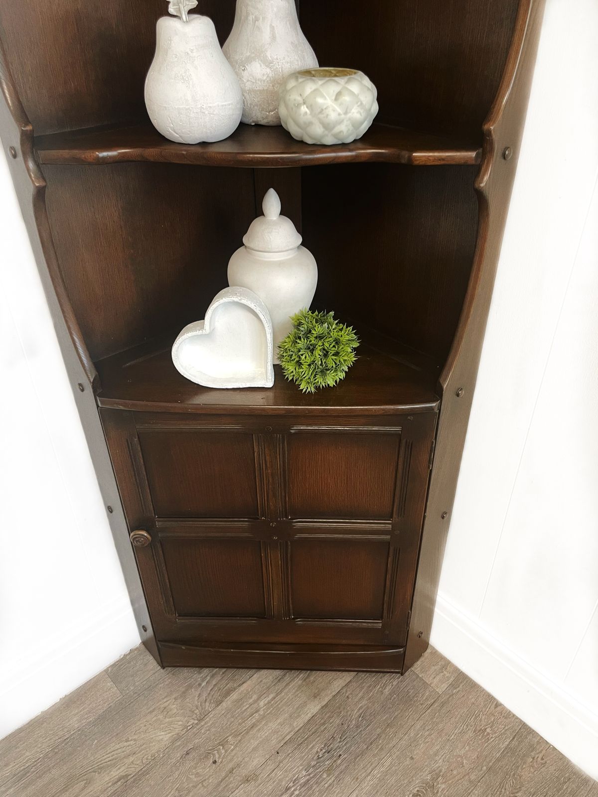 Ercol Colonial  Dark Wood Corner Cabinet Unit photo vinterior