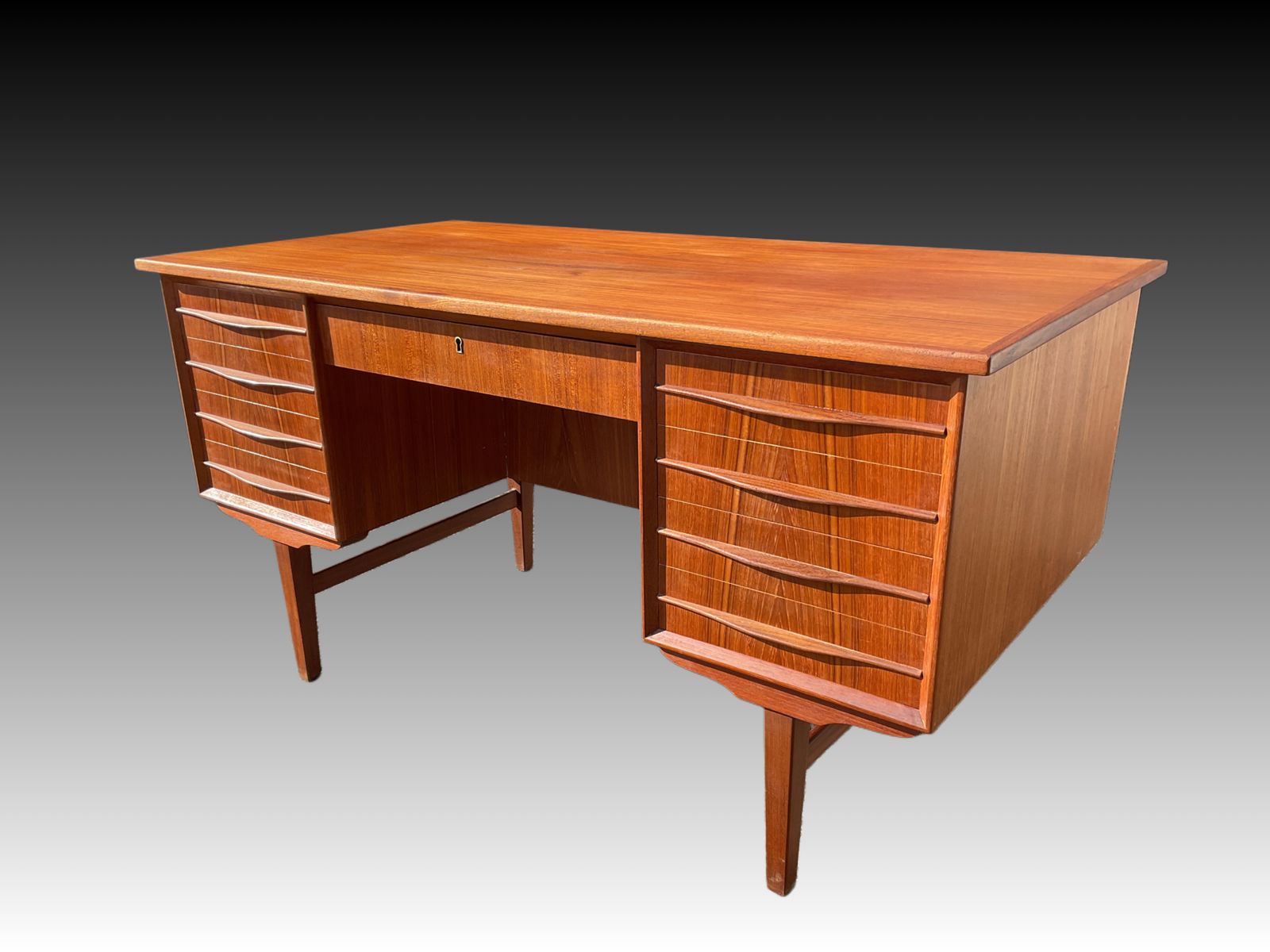 Danish Teak Pedistal Desk In Mid Century Design 1970s