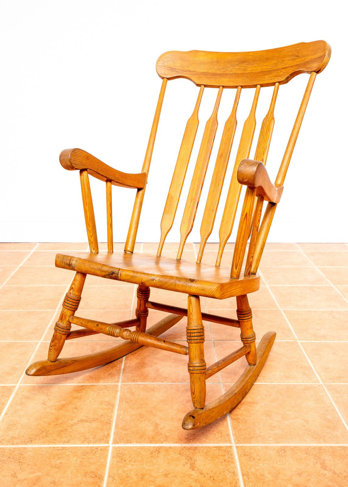 Blonde Windsor Rocking Chair Arrowback American Farmhouse Bent Bros Mcm Hitchcock Chair Mid Century Country Vintage Beech Pine Solid Wood photo Furniture