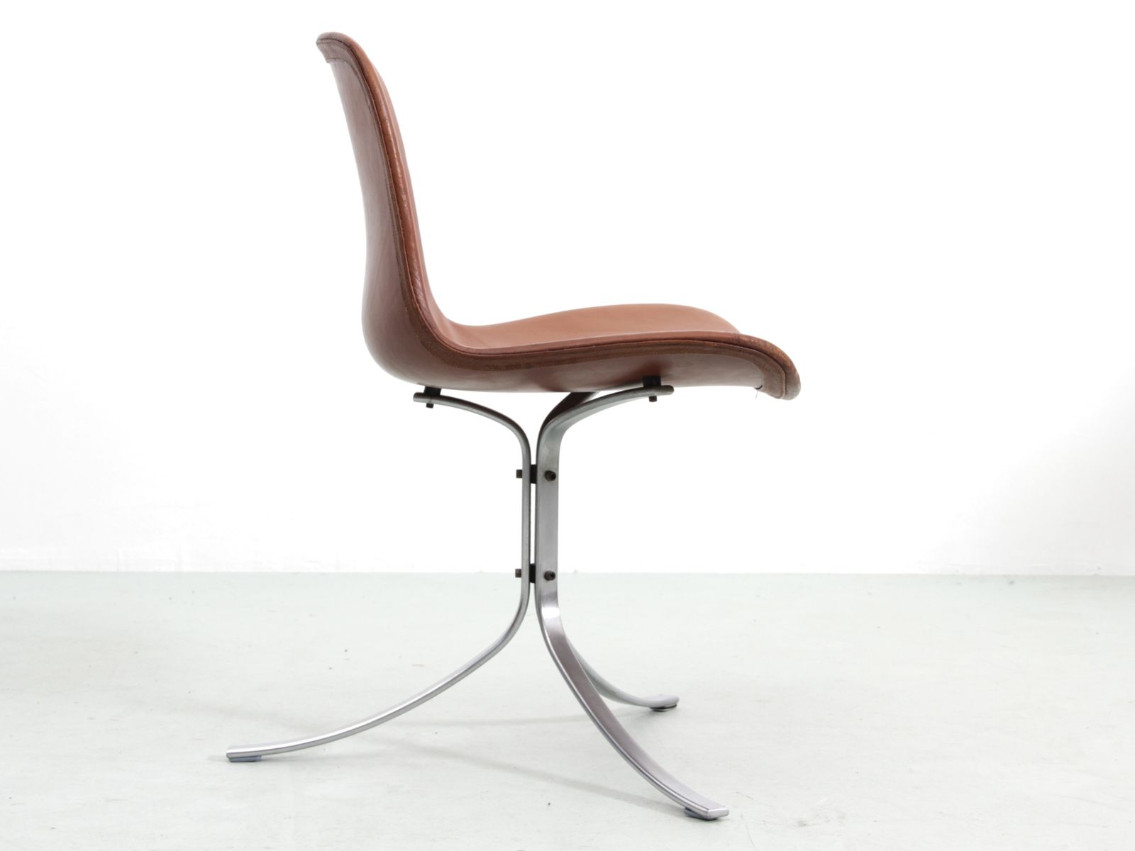 Mid Century Modern Scandinavian Set Of 4 Chairs Pk 9 By Poul Kjaerholm For Kold Christensen photo vintage