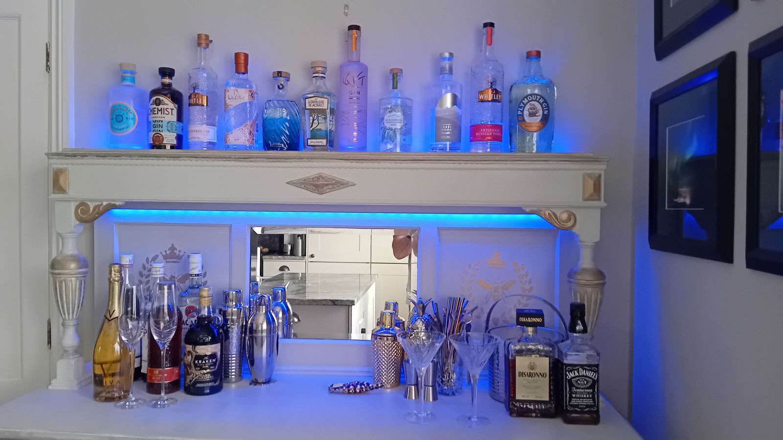 Sideboard. Bar photo 295.0