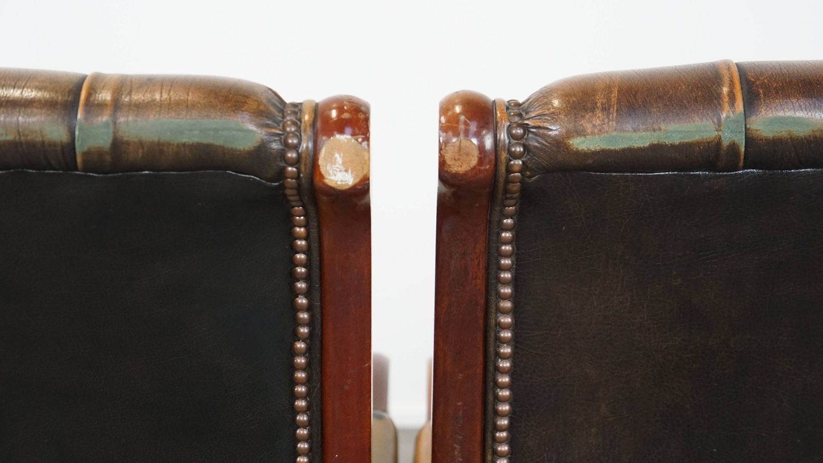 photo buy Set Of 2 Elegant And Characterful Green Vintage Cowhide English Chesterfield Armchairs Combined With Wood