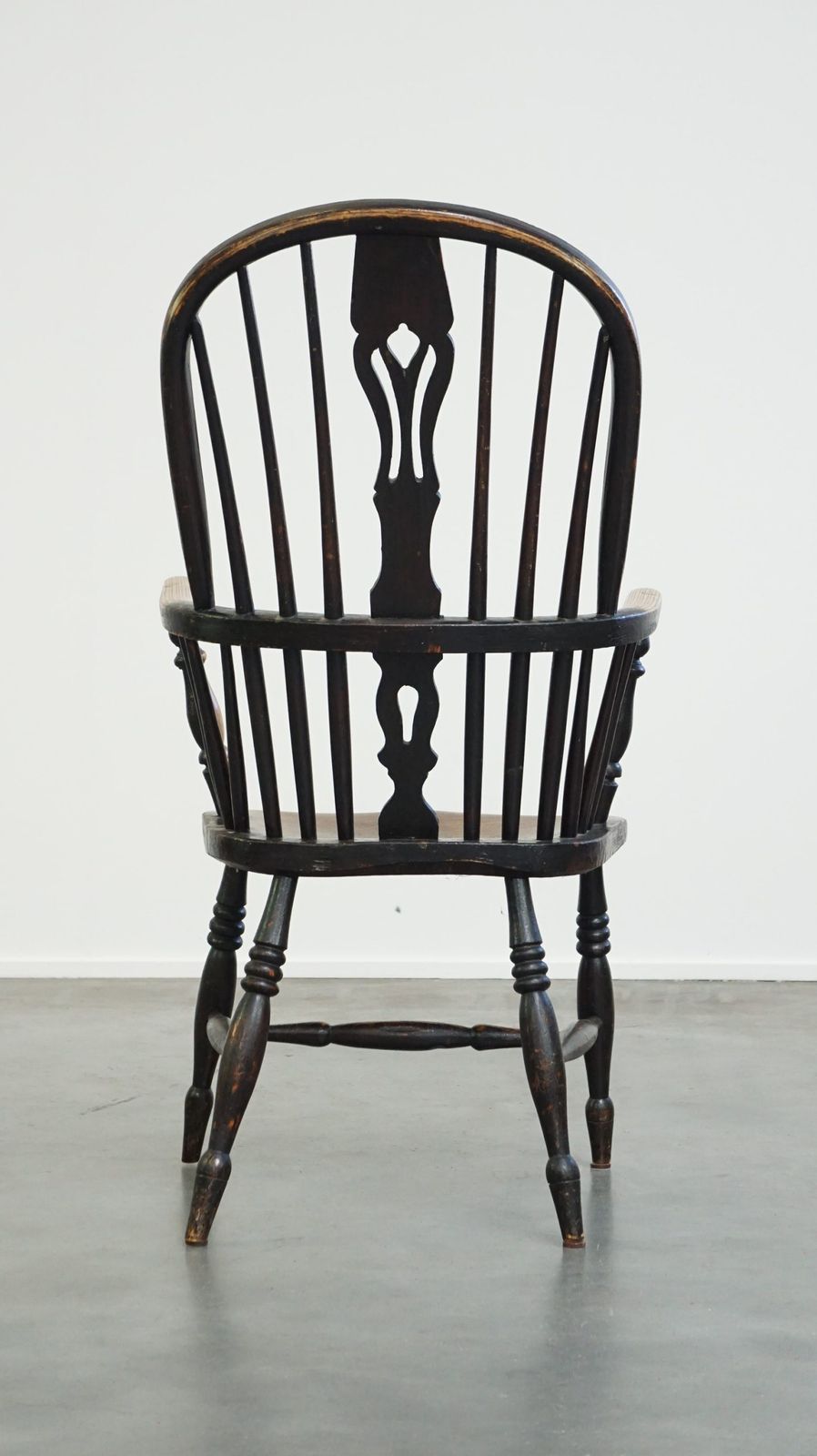 Elegant, Beautiful, Antique English Highback Windsor Dining Chair photo Furniture