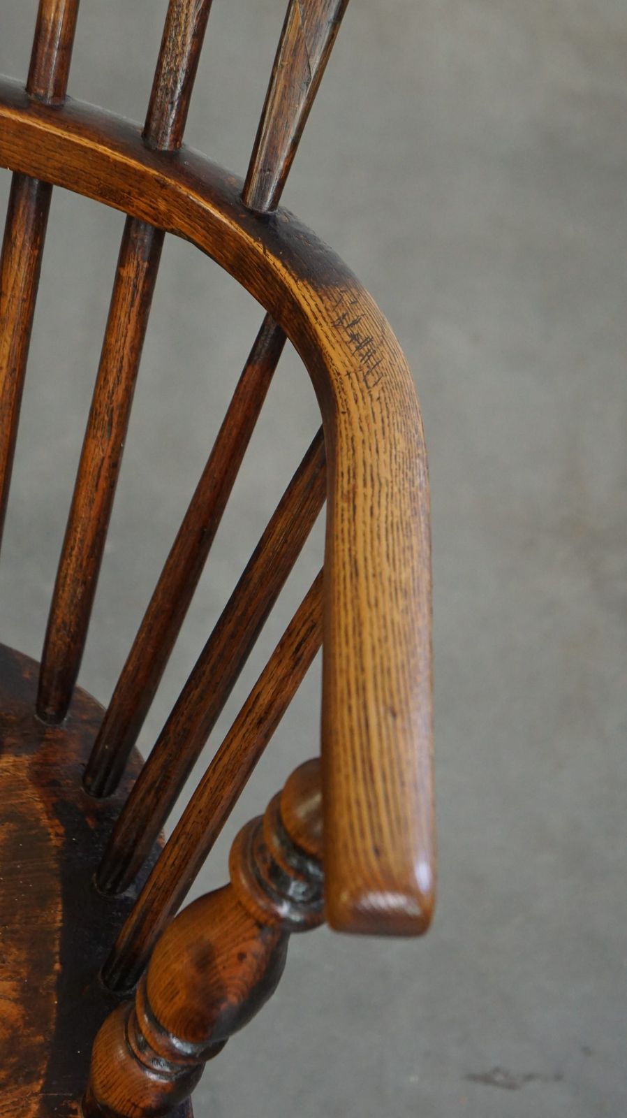 photo furniture Set Of 2 Beautiful, Antique English Highback Windsor Dining Chairs
