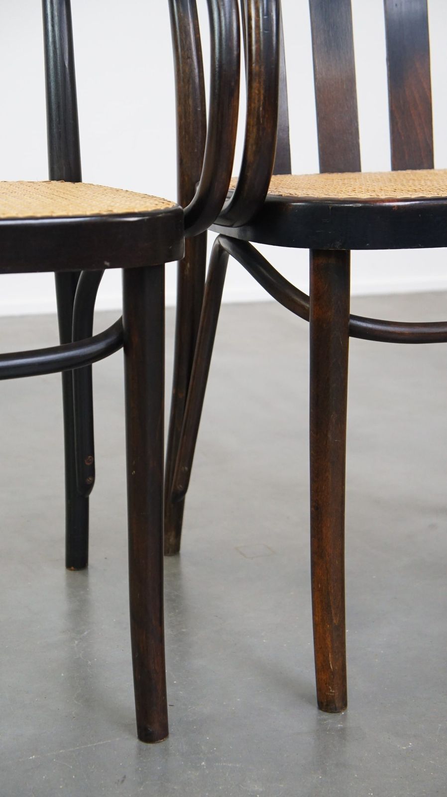 photo furniture Set Of 2 Wooden Dining Chairs In Thonet Style With Wicker Seat