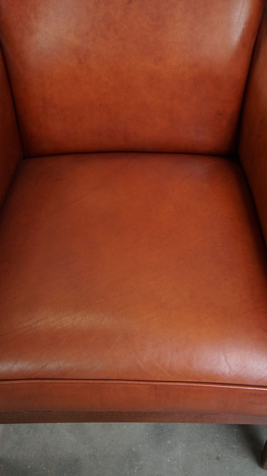 Set Van 2 Art Deco Fauteuils In Cognackleurig Koeienleer photo 1362.0081