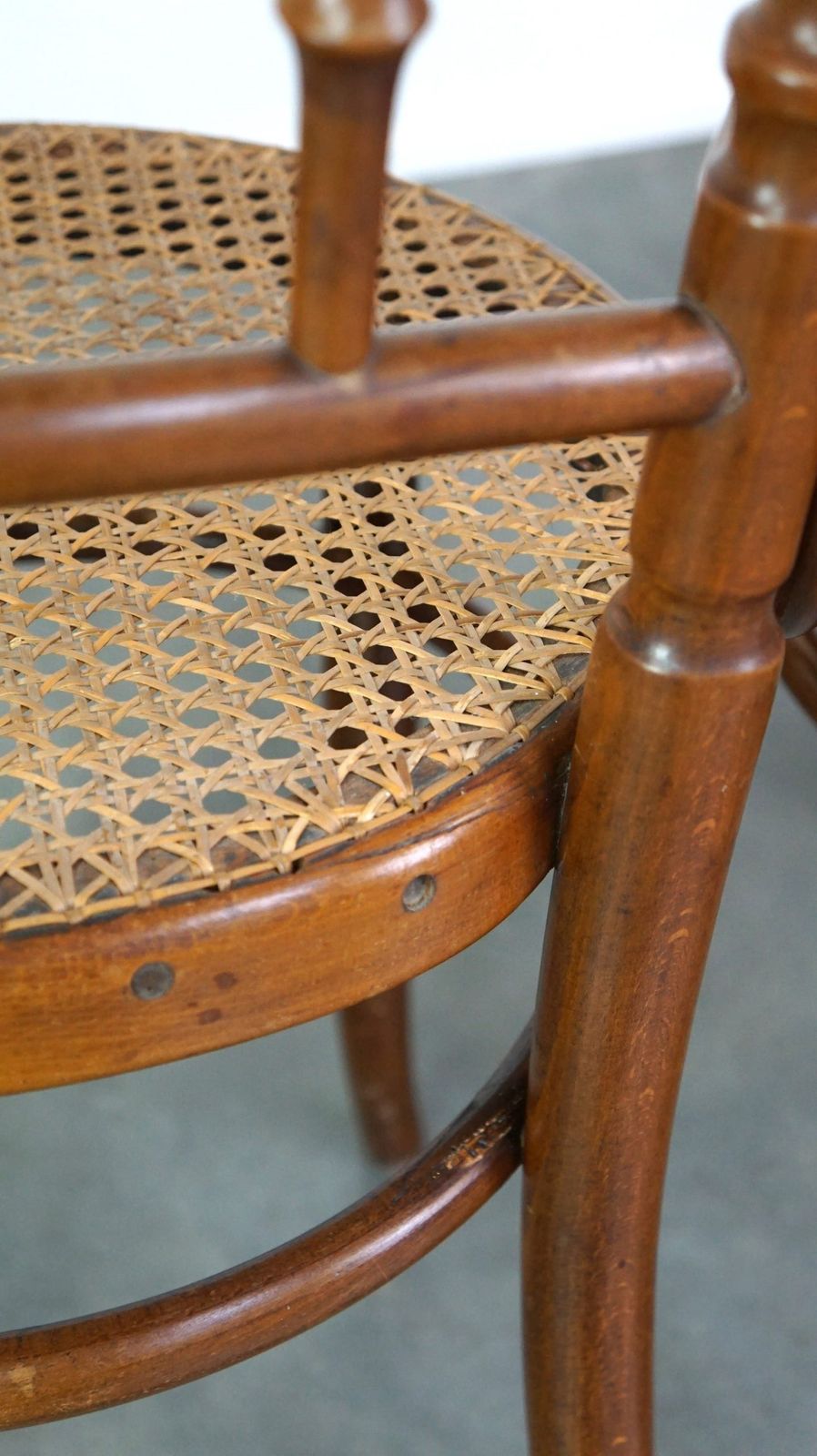 photo vintage Set Van 4 Vintage Bistrostoelen In Thonet Stijl