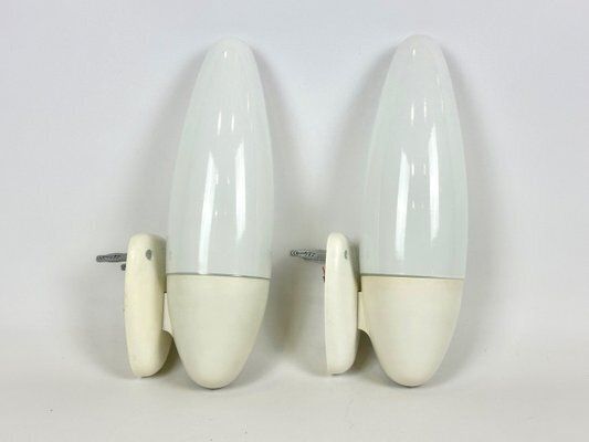 Bauhaus Bakelite Model 13702 Wall Lamps From Elektrosvit Nové Zámky, 1940s, Set Of 2 photo for sale