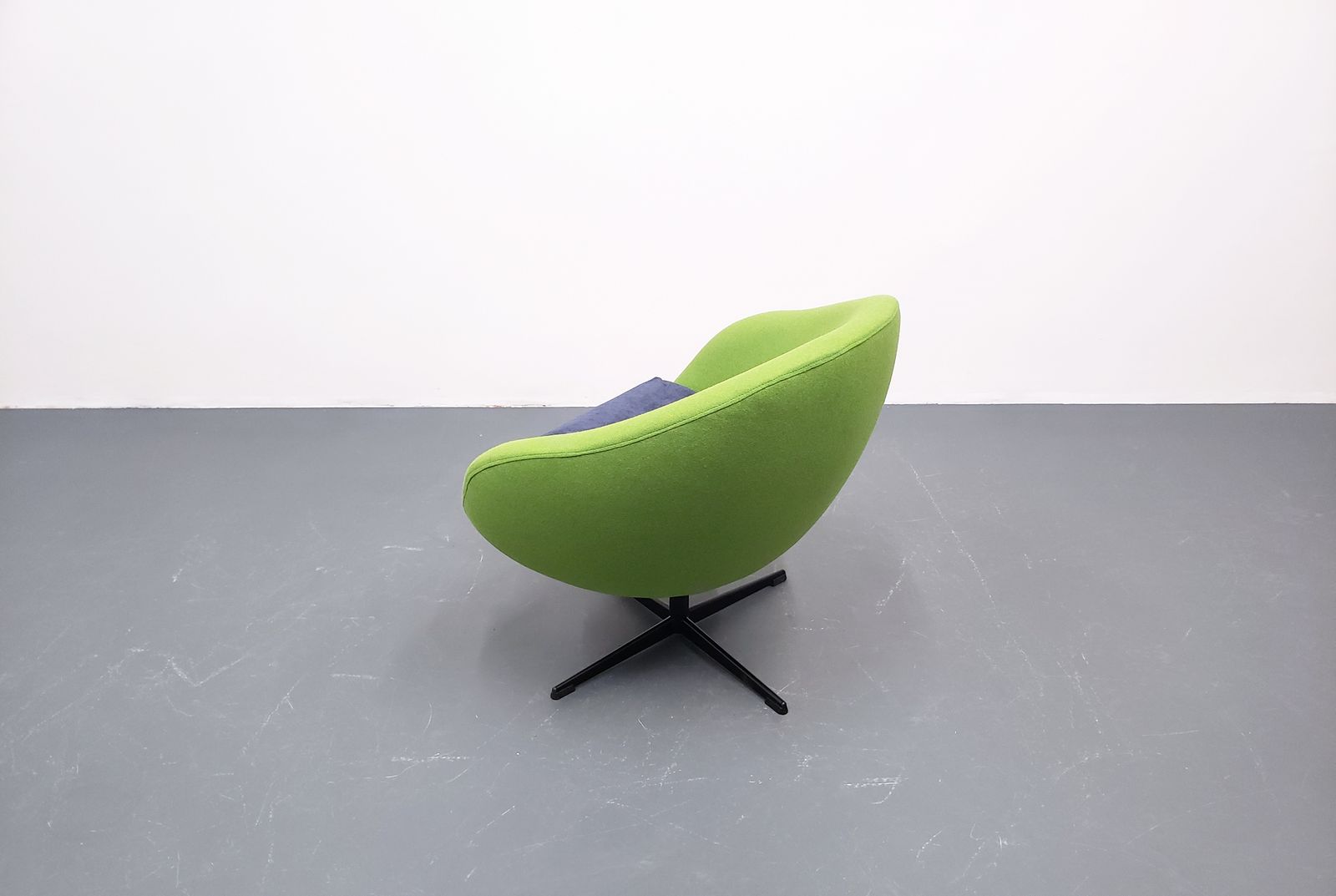 Karl Eric Klote Swivel Egg Chair In Wool photo 600.0