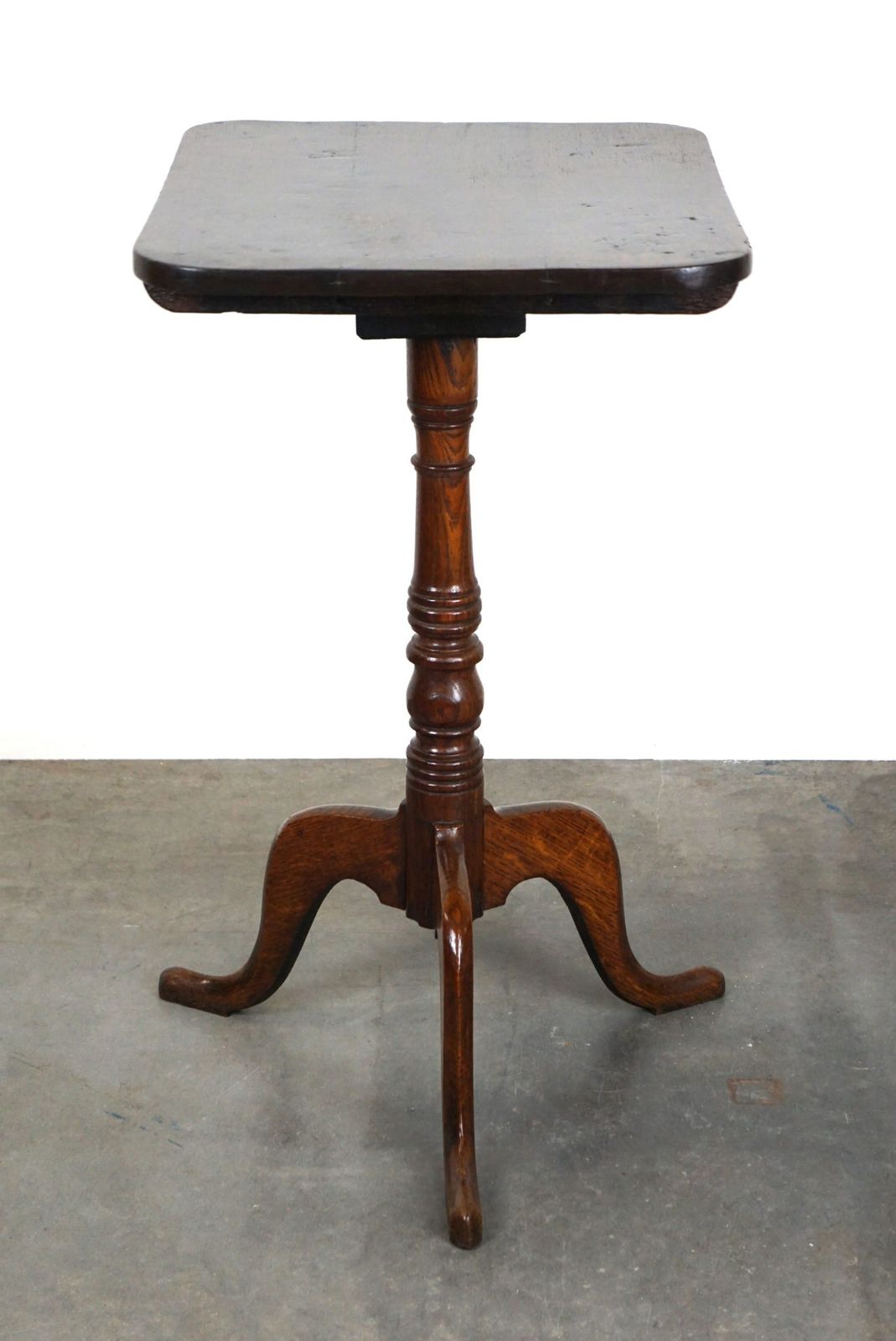Nice Antique English Tilt Top Table/Side Table With A Square Top photo vinterior