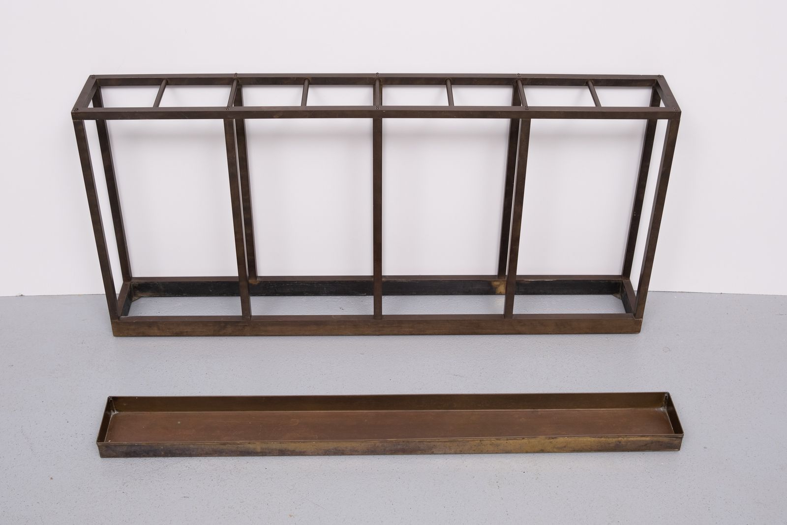 Art Deco messing paraplu- en wandelstokstandaard, jaren 1930, Nederland photo Woonaccessoires