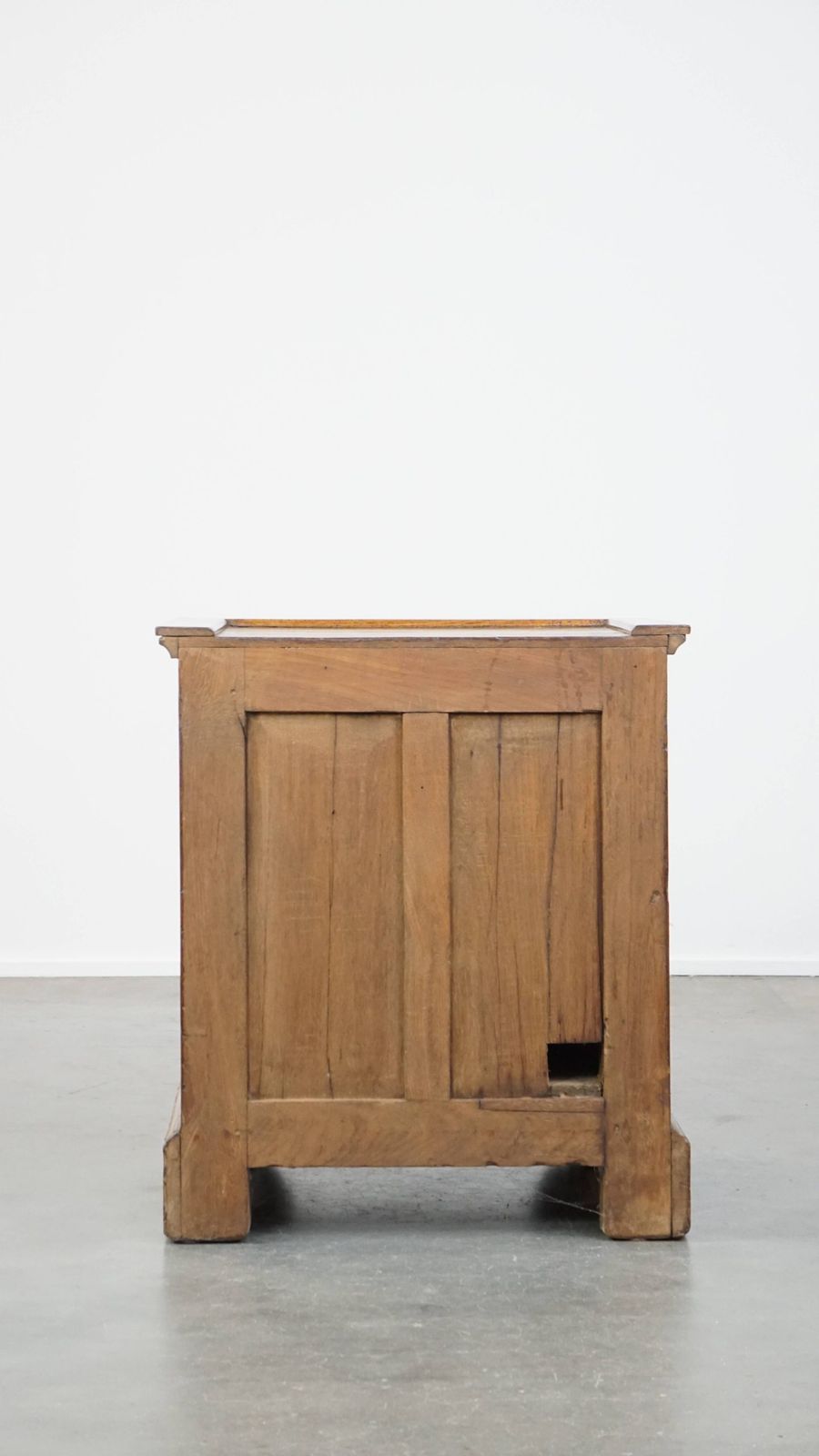 Antique English 1 Door Cabinet Side Table From The Mid/Late 19th Century photo 822.2247