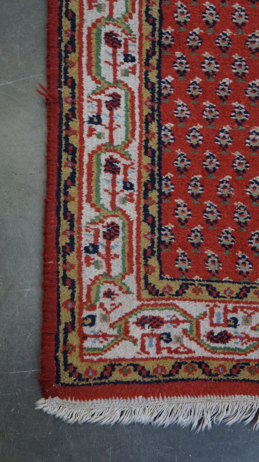 Oosters Vloerkleed Van Goede Kwaliteit Met Klassiek Motief, 165 X 92 Cm photo Textiel