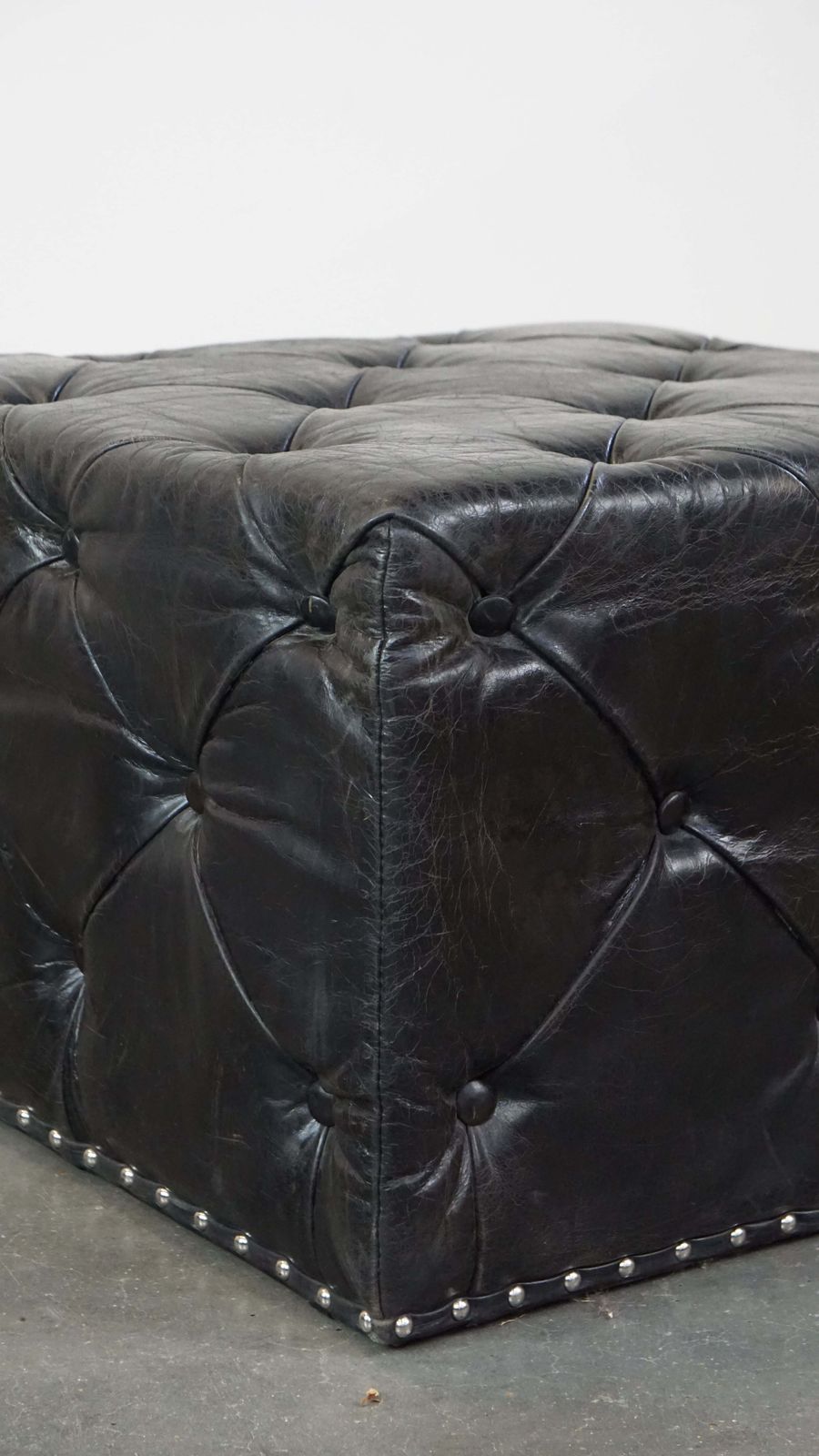 Large, Luxurious, Black Square Chesterfield Hocker/Coffee Table Made From Cattle Leather photo buy