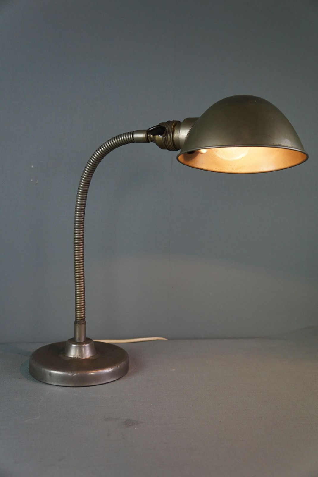 Vintage Metalen Bureaulamp Met Gooseneck photo for sale
