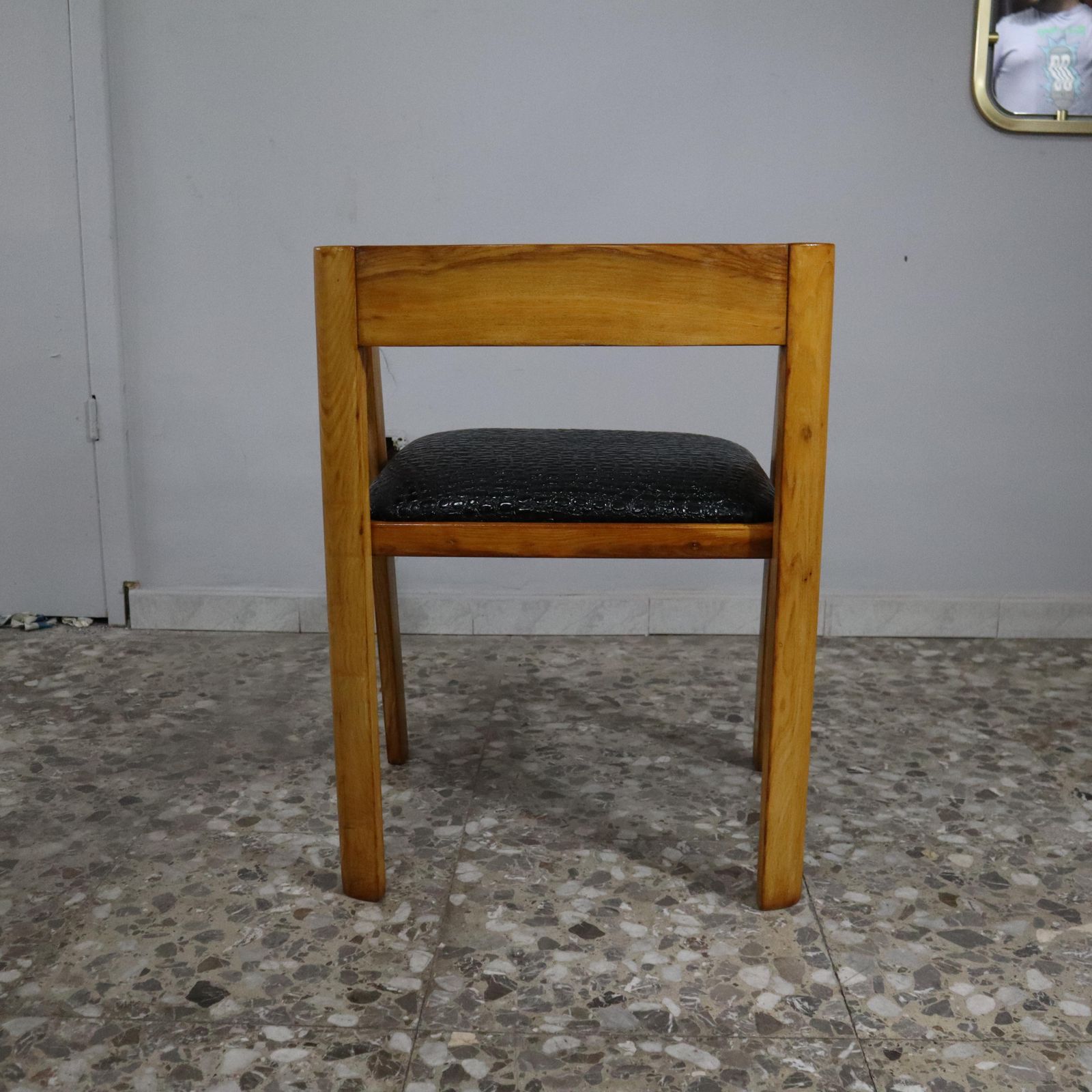 photo for sale Mid Century Leather And Wood Chairs By Tito Agnoli For Citterio, Program C