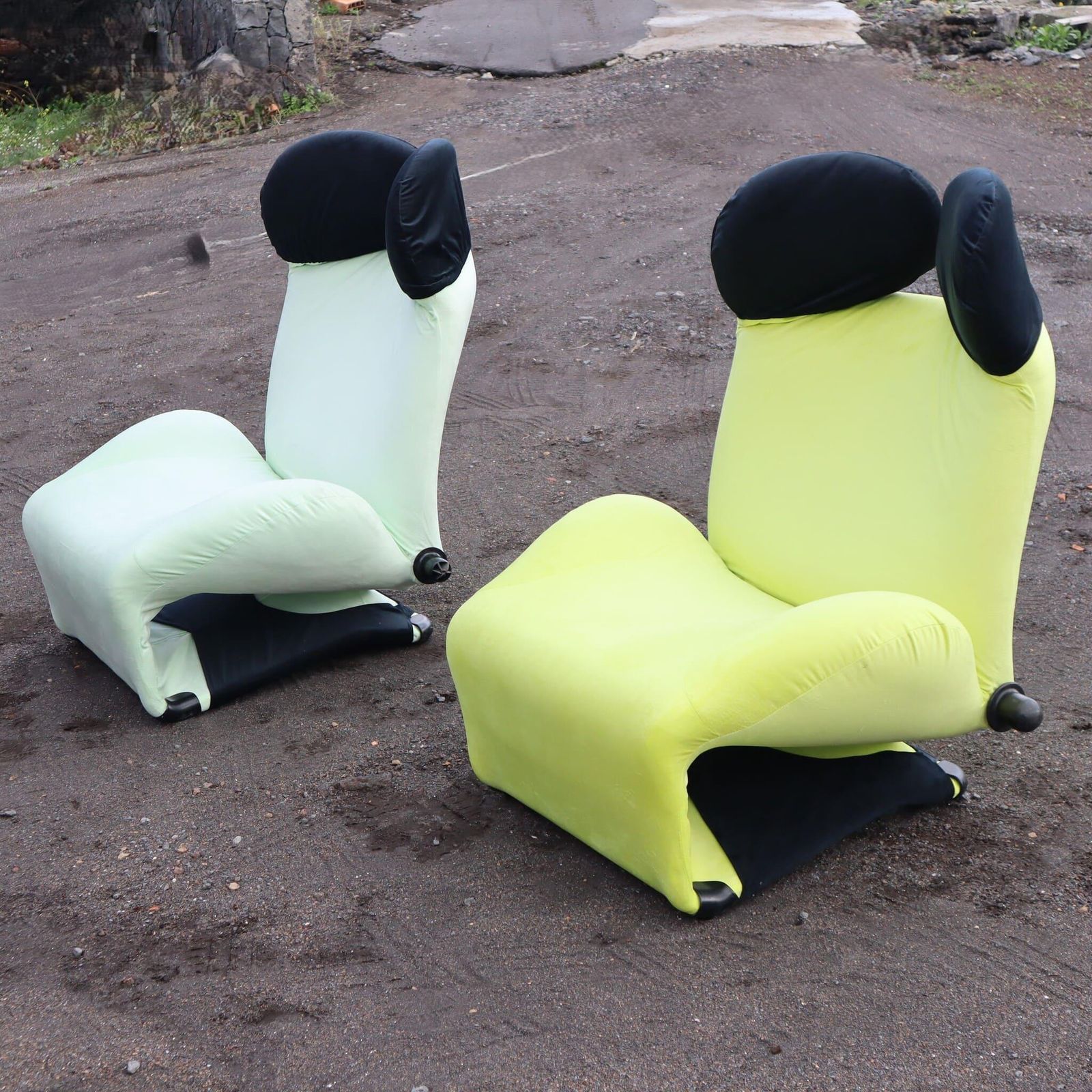 photo for sale Armchair Or Chaise Longue Wink By Cassina, Design Toshiyuki Kita, Italy, 1980s