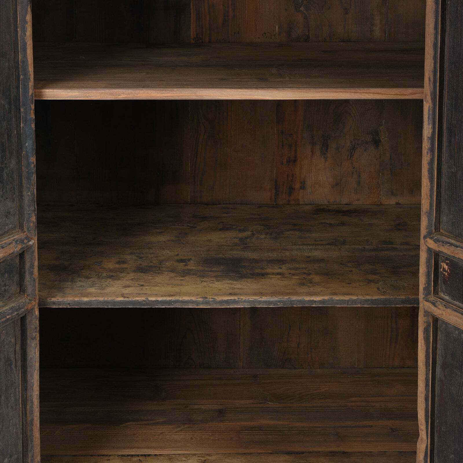 Antique Chinese Kitchen Cabinet, 19th Century photo vinterior