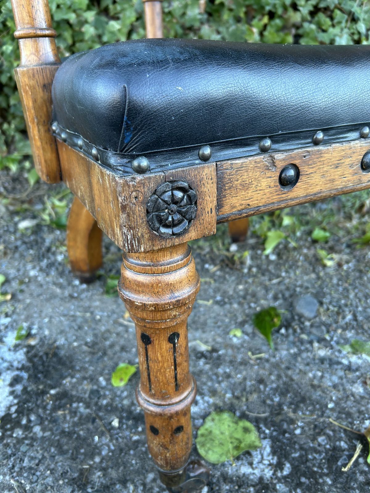 1880s Victorian, Gothic Style, Oak Desk Chair photo for sale