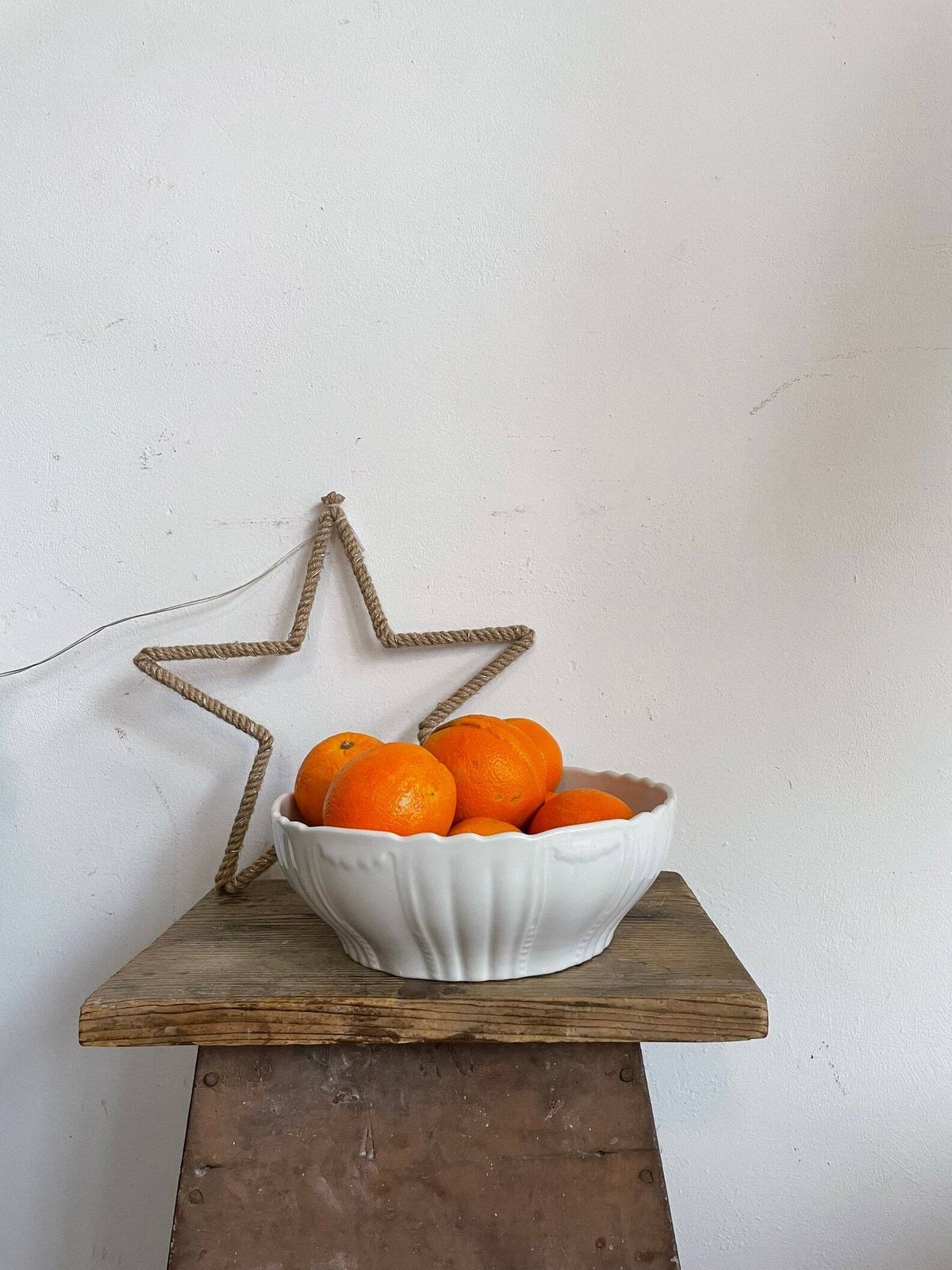 Unique And Collectible Baking Bowl Granit Hand Crafted Vintage Crafted 60s Hungarian Kitchen Crockery Scalloped Shape Cake Making