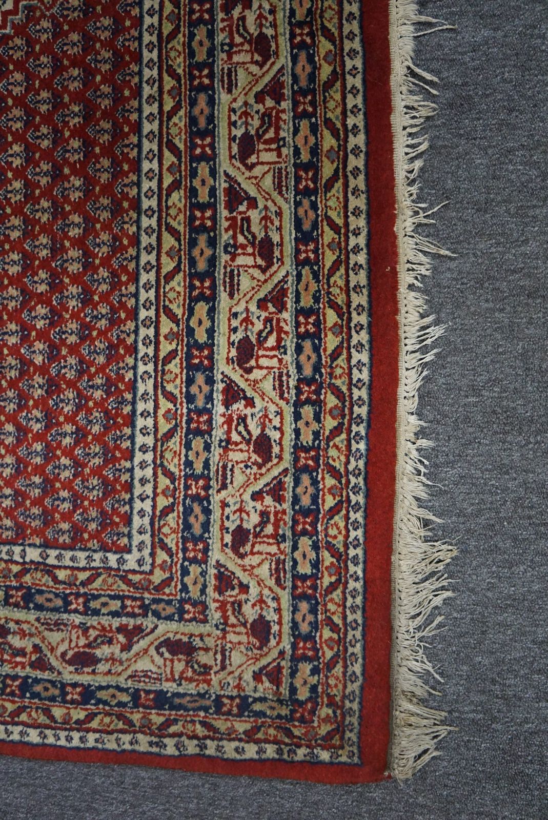Hand Knotted Sturdy Rug With Beautiful Colors, 167 X 145 Cm photo buy