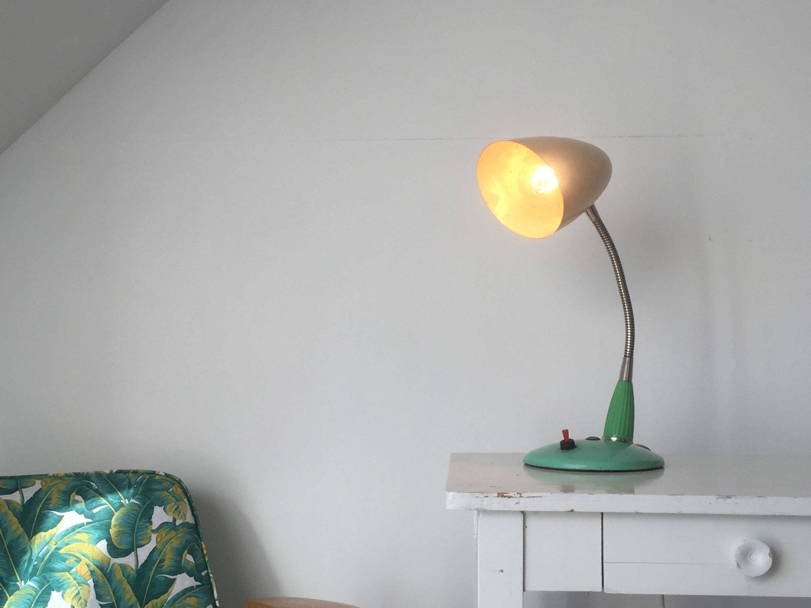 Mid Century Table Desk Lamp, Photo Studio Lighting, Circa 1960's & 70's, Vintage Retro Lamp