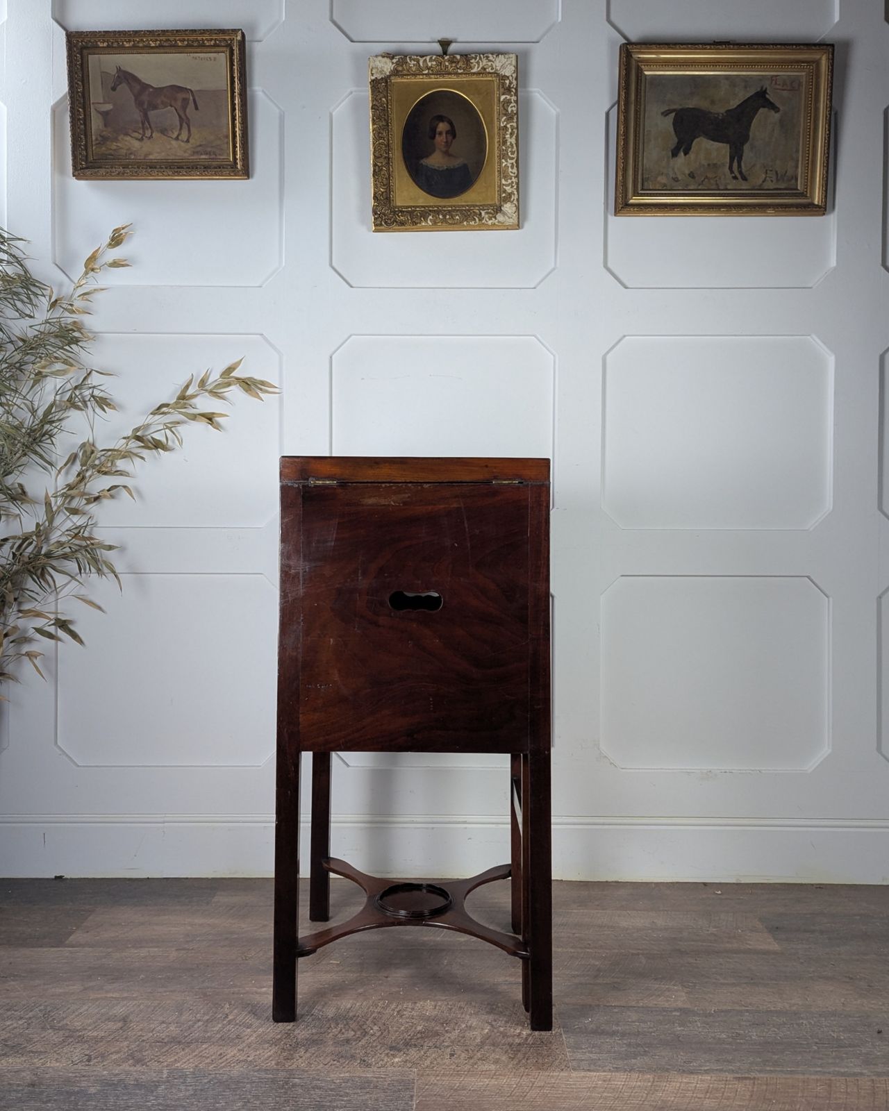 Georgian Cuban Mahogany Fold Away Washstand photo 795.0
