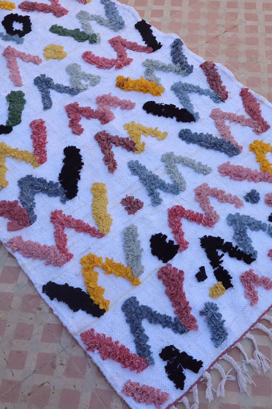 Berber Berber Berry  Berry Geometric Carpet   Recycled And Washable Cotton   165 X 93 Cm photo Textiles