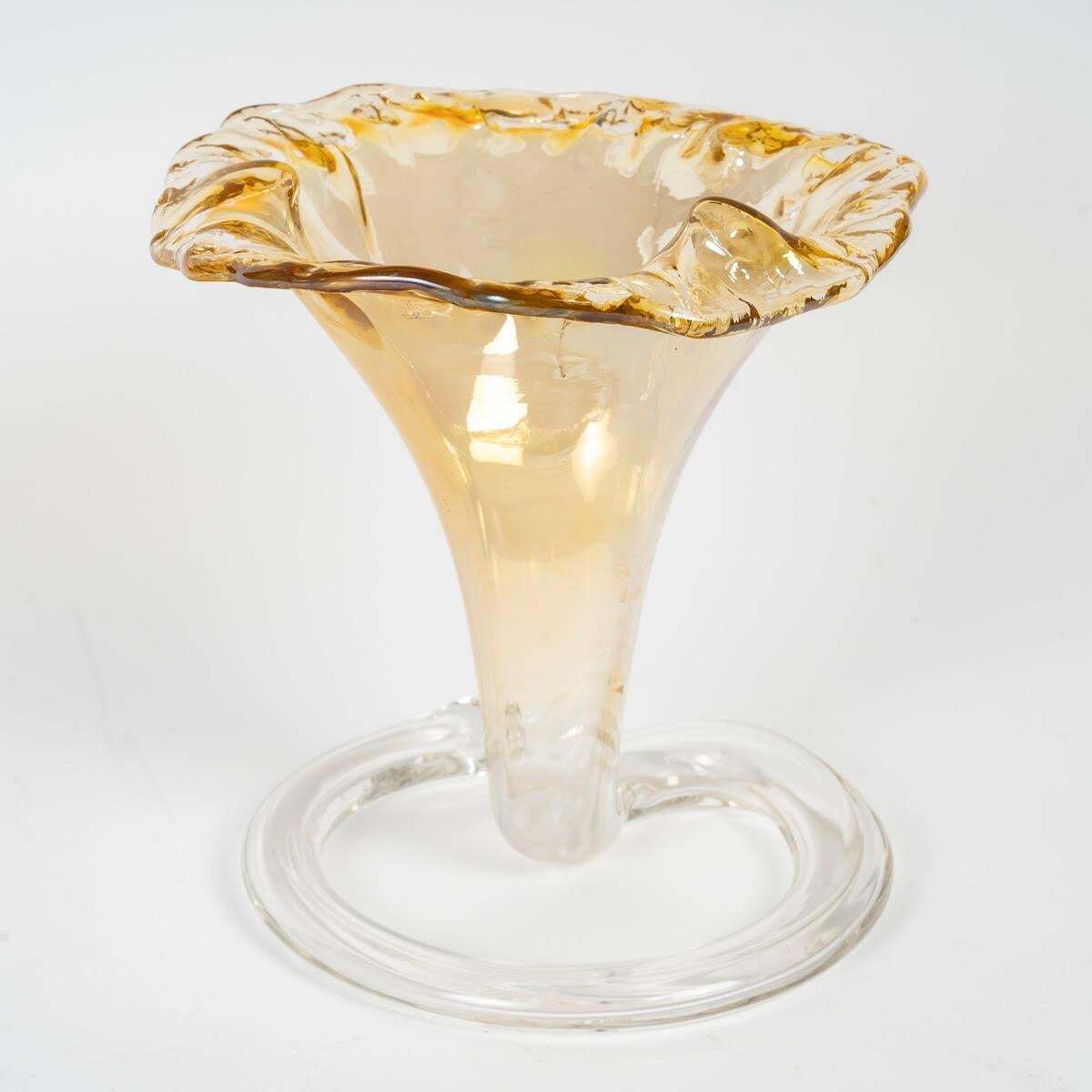 Blown And Iridescent Glass Vase, Murano, 20th Century. photo 926.0
