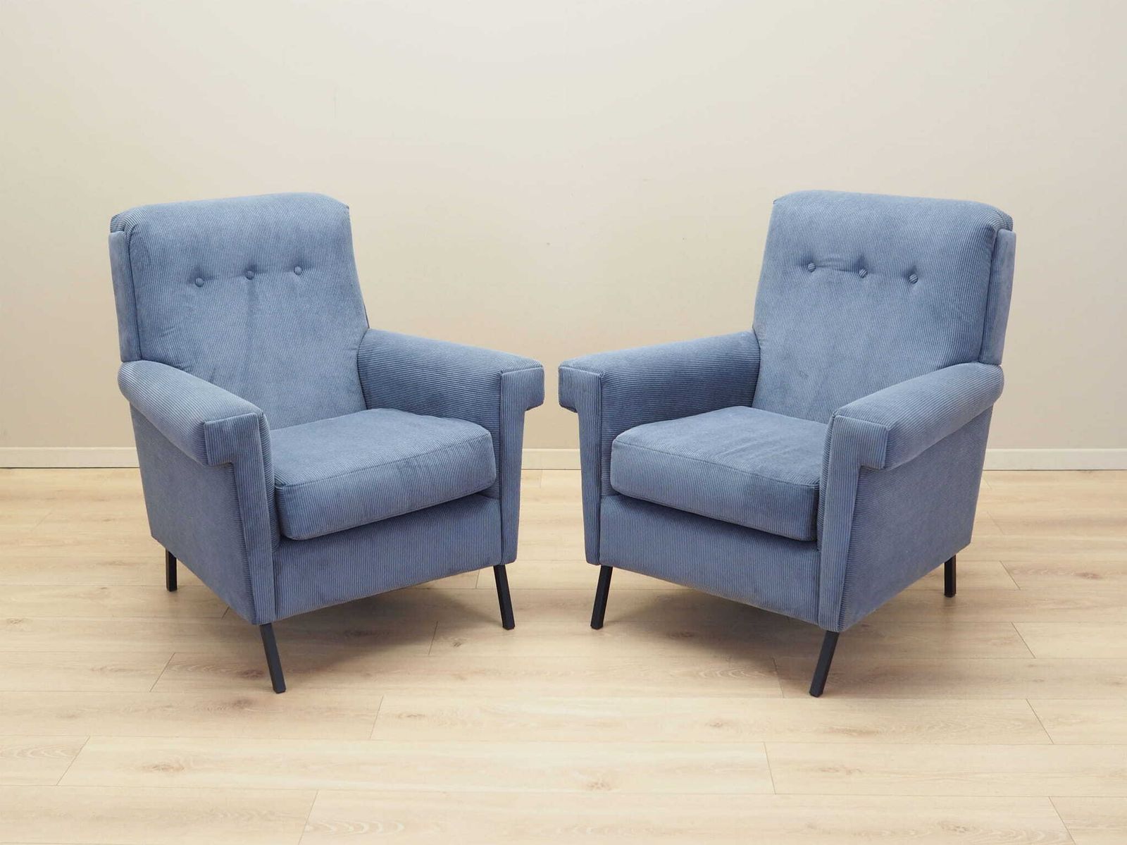 1139.0 Blue Armchair, Italian Design, 1970s, Production: Italy photo