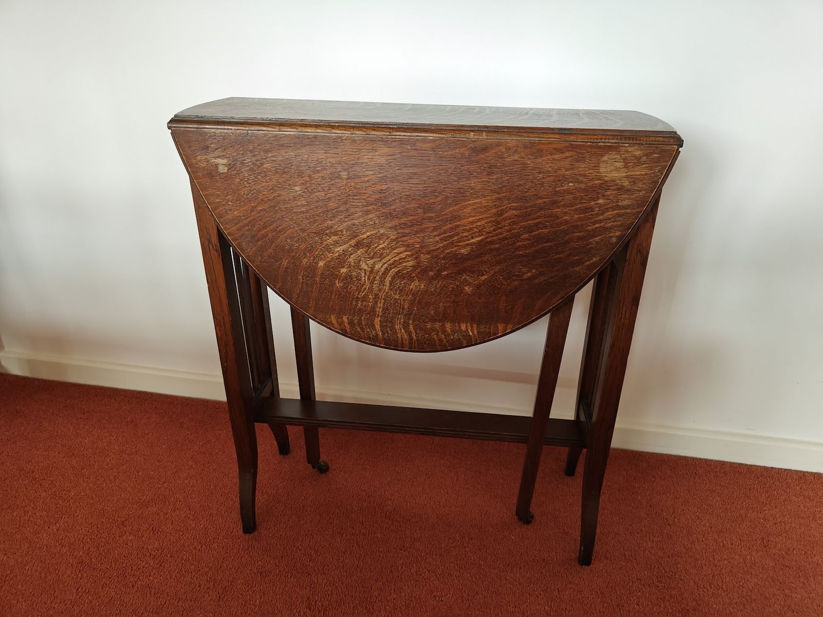 Antique Gate Leg Occasional Table With A Pair Of Drop Leaves In Oak photo 150.0