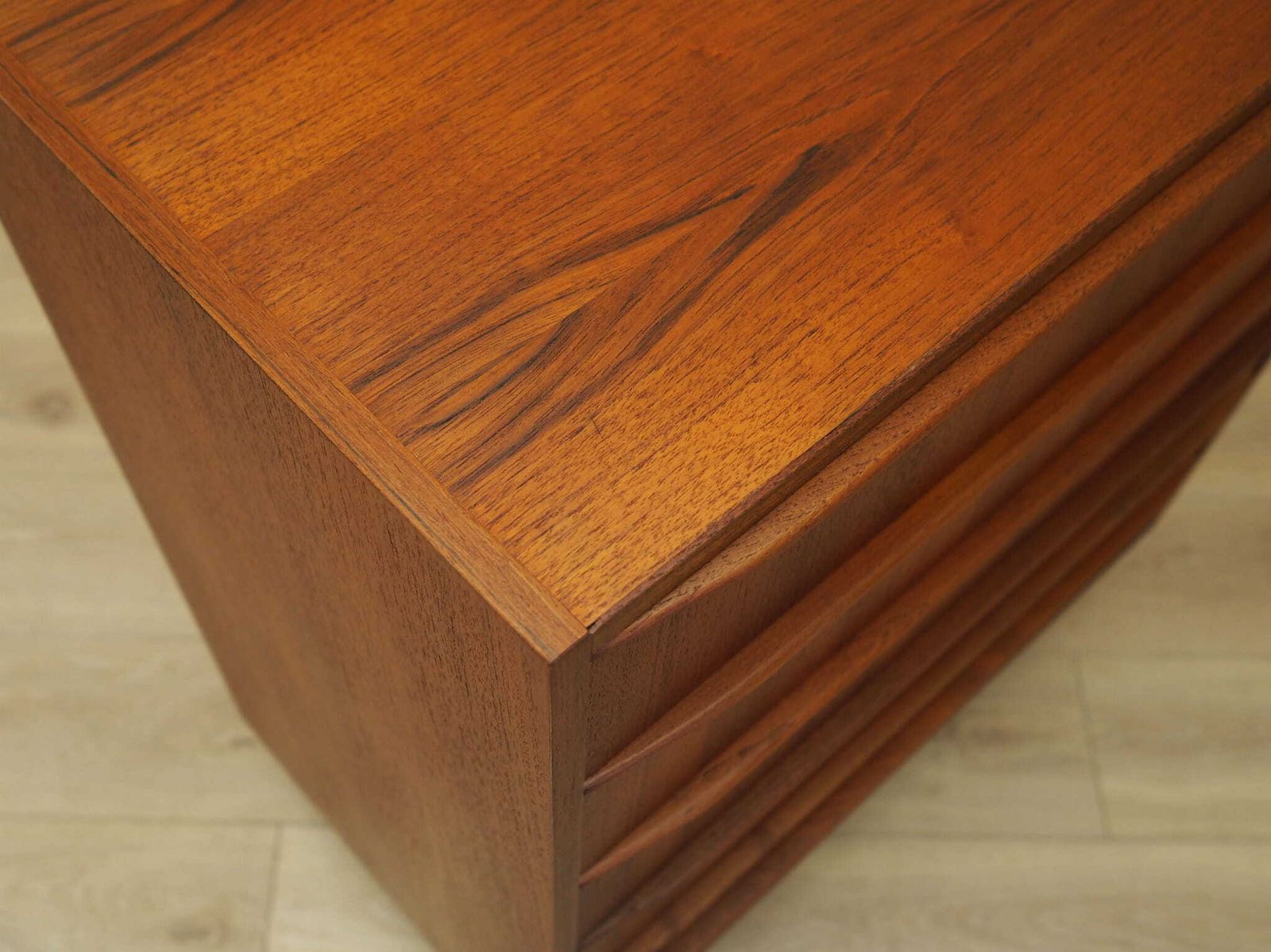 photo for sale Teakhouten Ladekast, Deens Design, Jaren 1970, Productie: Denemarken