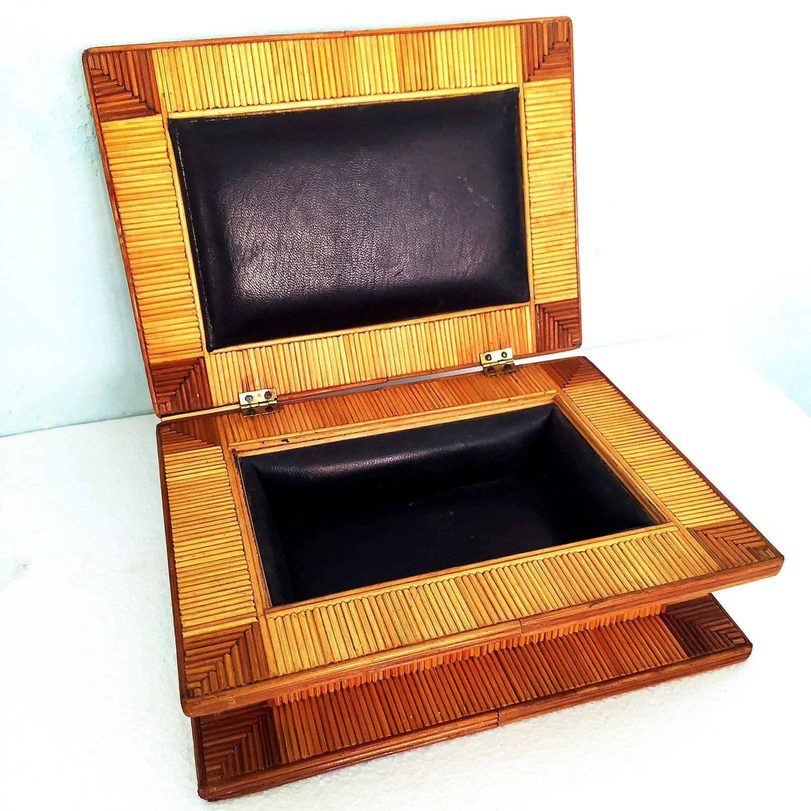 photo vinterior Mid Century Arts And Crafts Skewer Stick Jewellery Box