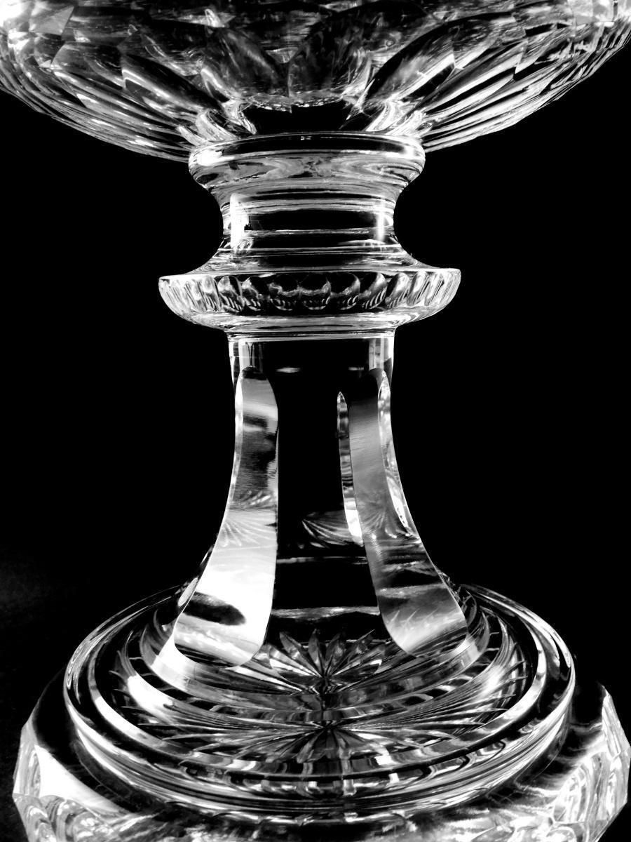 photo vinterior Florentine Renaissance Style Huge Italian Cut And Ground Crystal Medici Vase