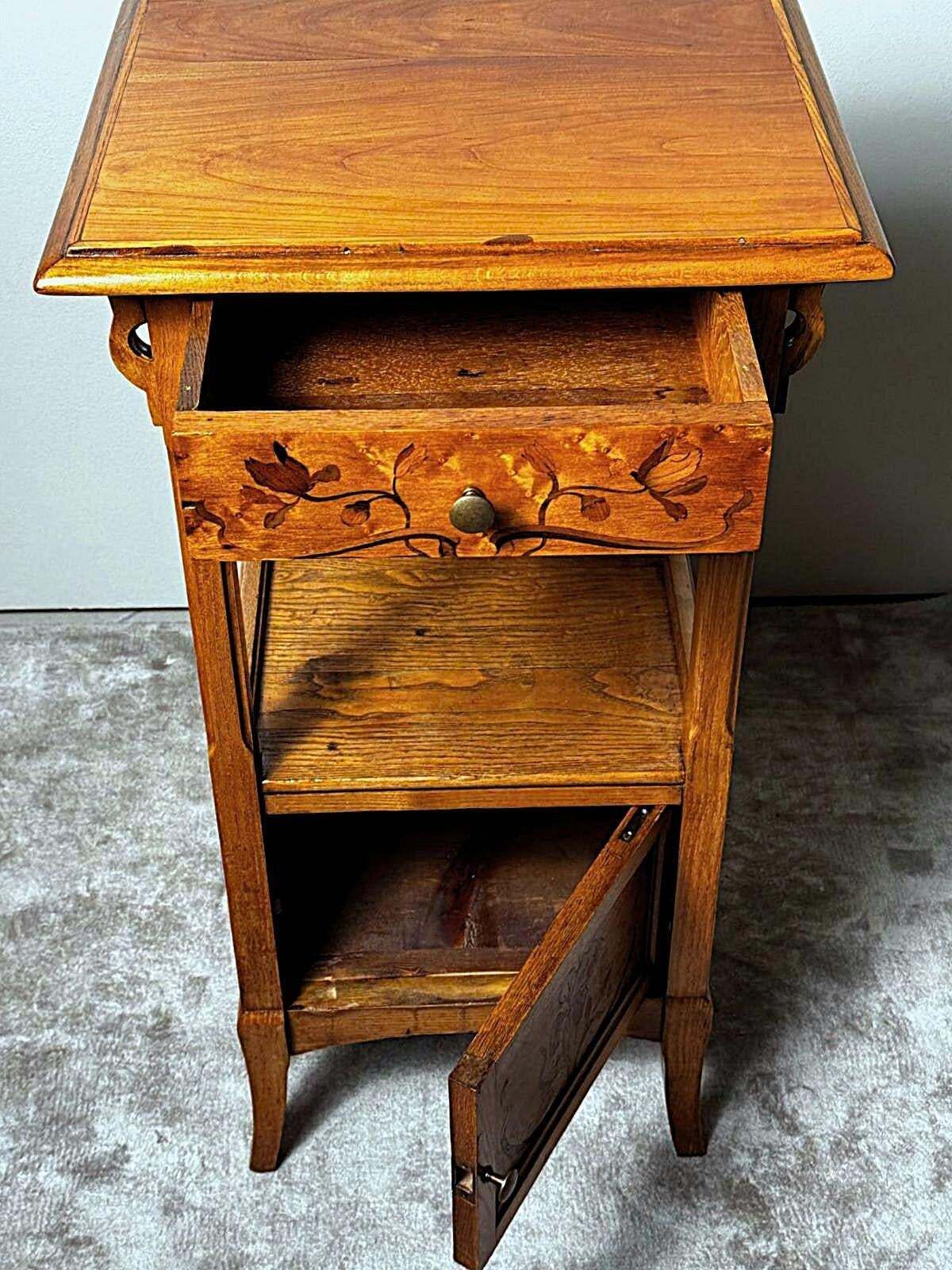 Gallé émile French Art Nouveau Nightstand photo vinterior