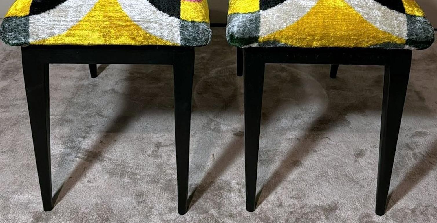 photo vinterior Mid Century Pair Of Italian Wood And Silk Velvet Ikat Benches