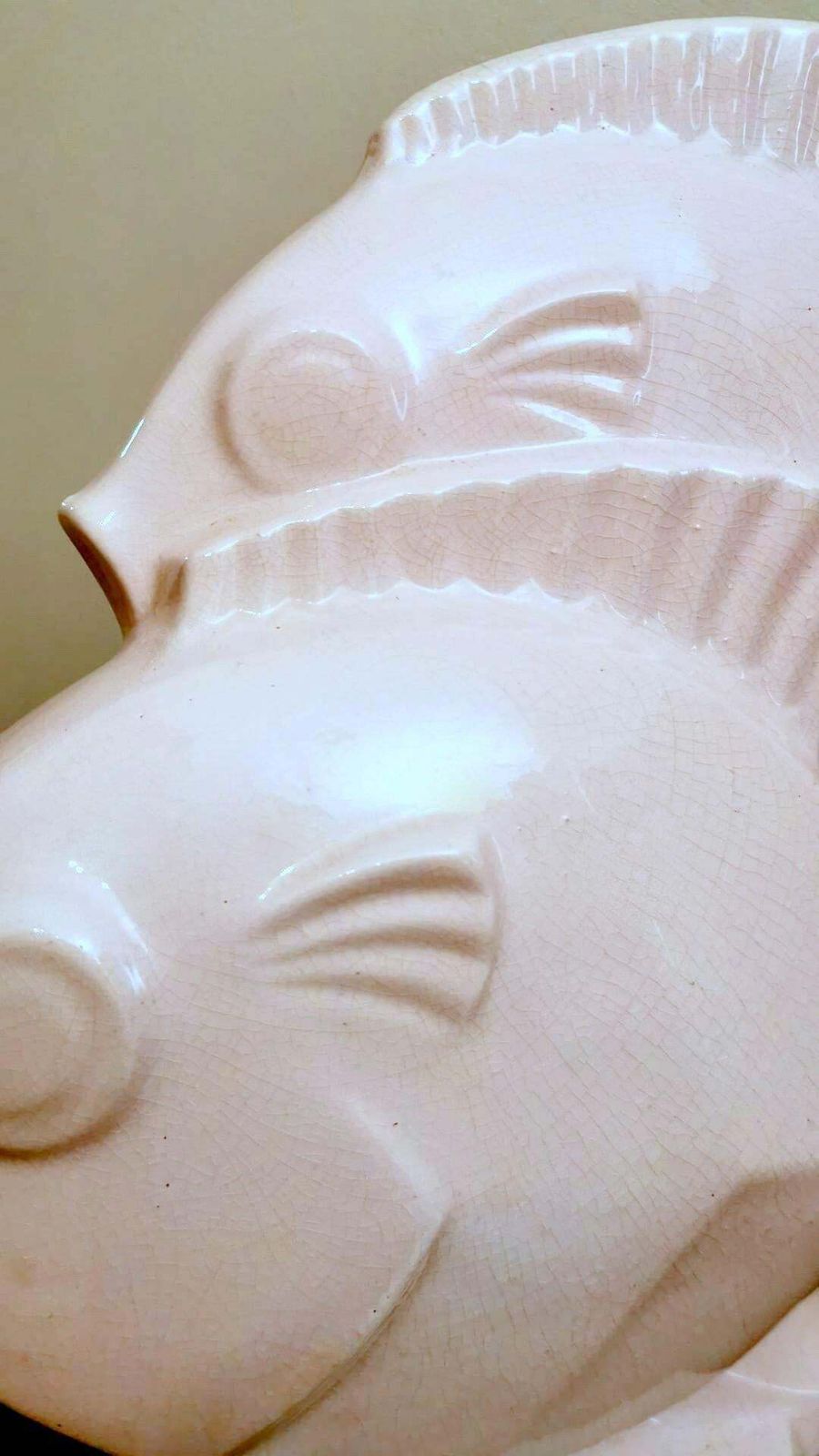 Art Deco French Sculpture Of Two Fish In Craquelé Porcelain photo vintage