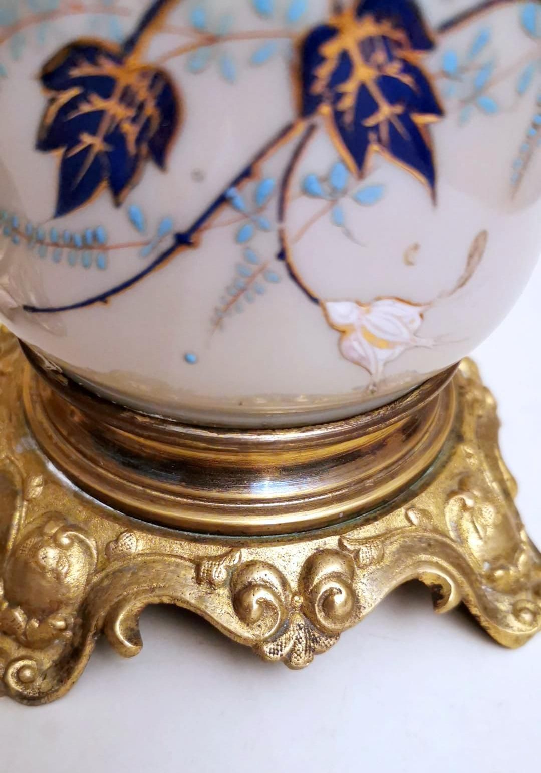 718.0 Pair Of French Oil Lamps Opaline Glass Hand Painted Bronze Finishing photo