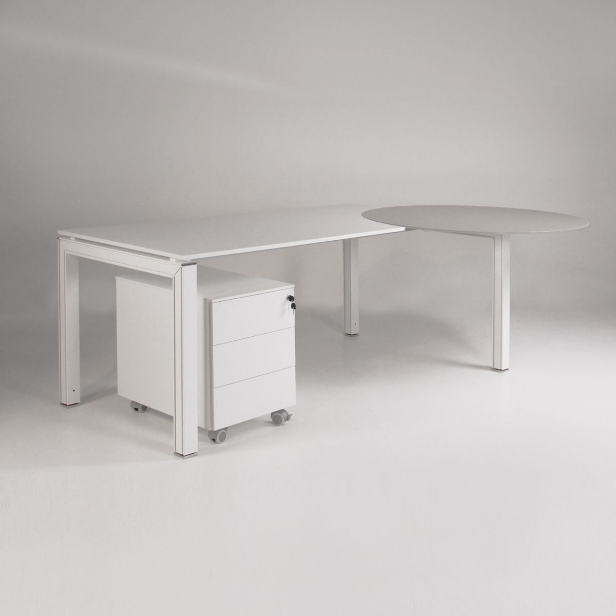 Freeway Series Desk With Drawer Unit photo 1369.0