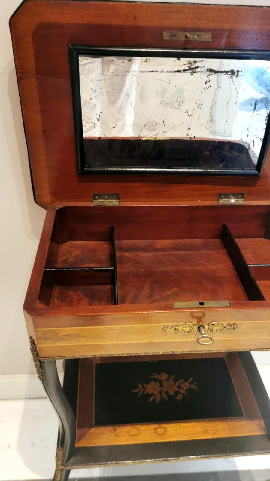 Napoleon III Style French Dressing Table With Mirror And Faux Drawer photo 1436.0