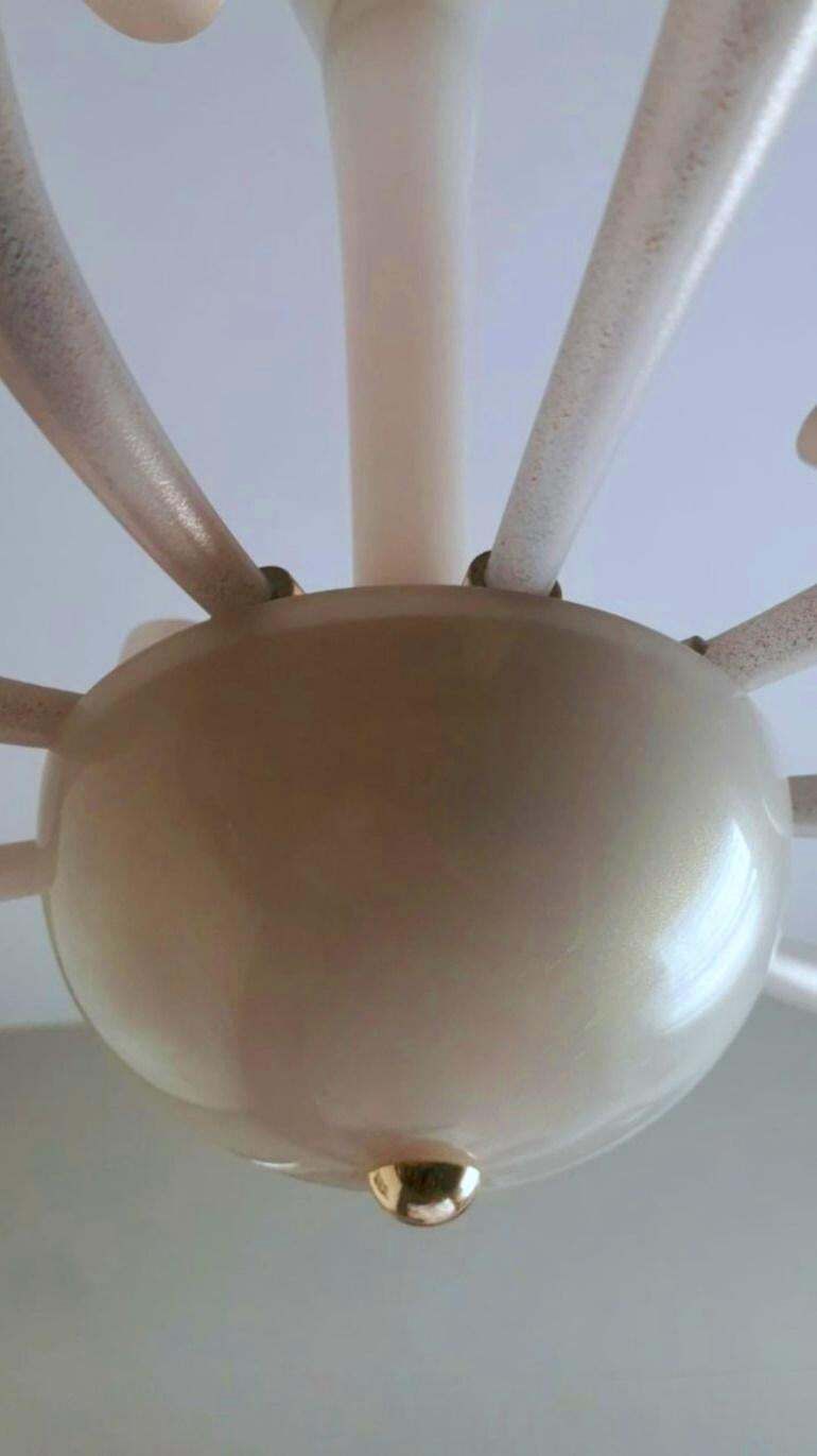 photo vintage Barovier & Toso Chandelier Mod. "Fireworks" Murano Glass Opaline With Gold