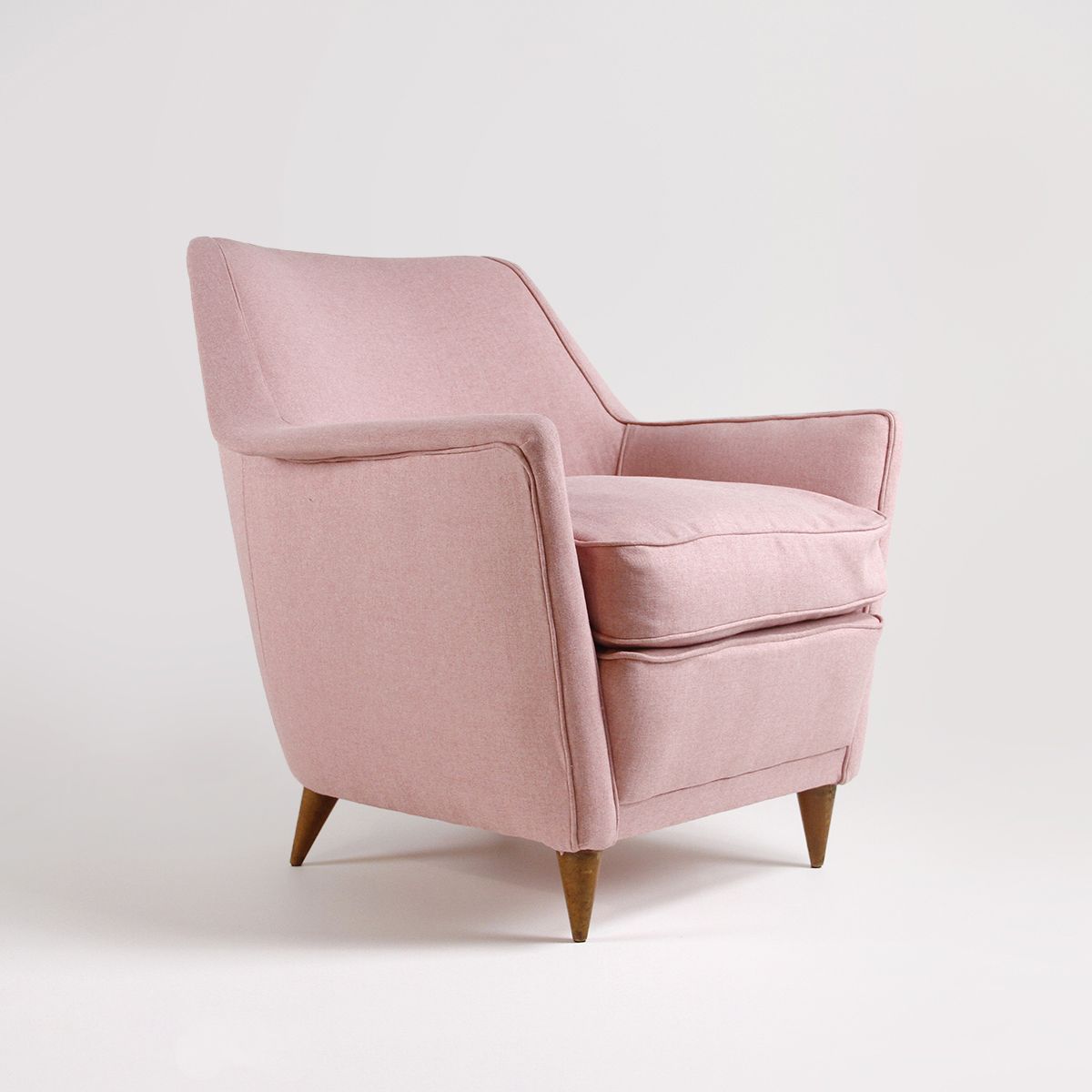 Armchair With Tapered Wooden Legs From The 50s